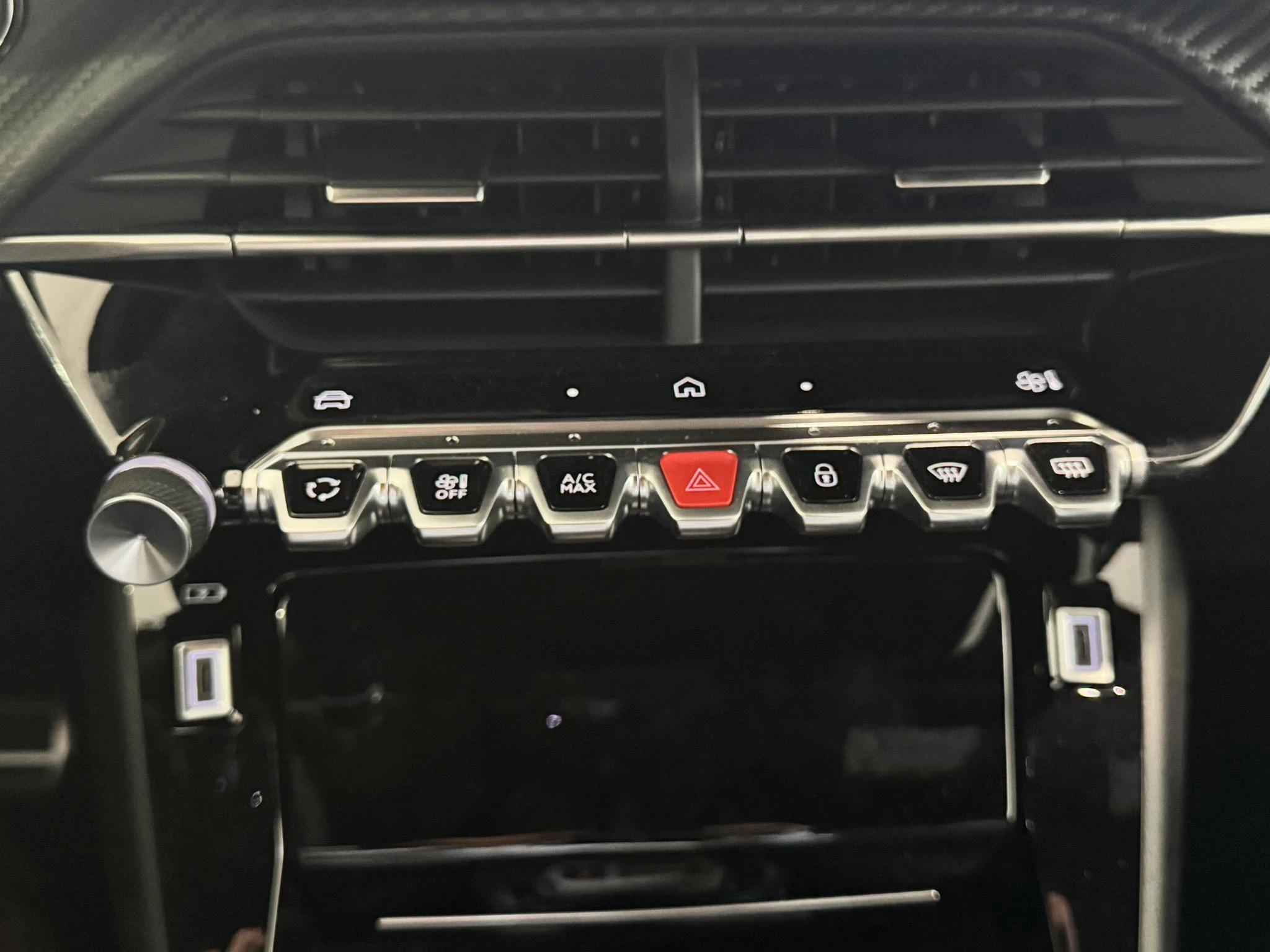 Peugeot 2008 1.2 Hybrid 145 GT