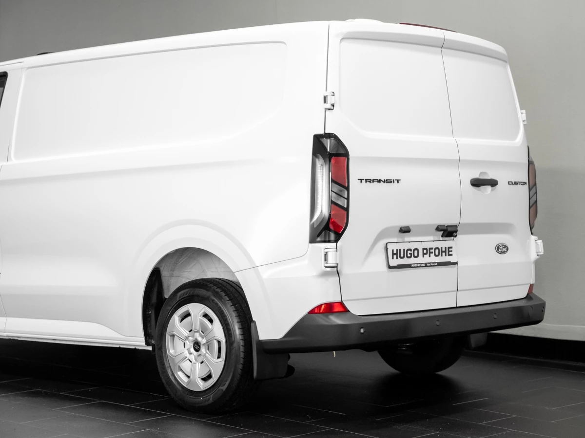 Ford-Transit Custom-image-12
