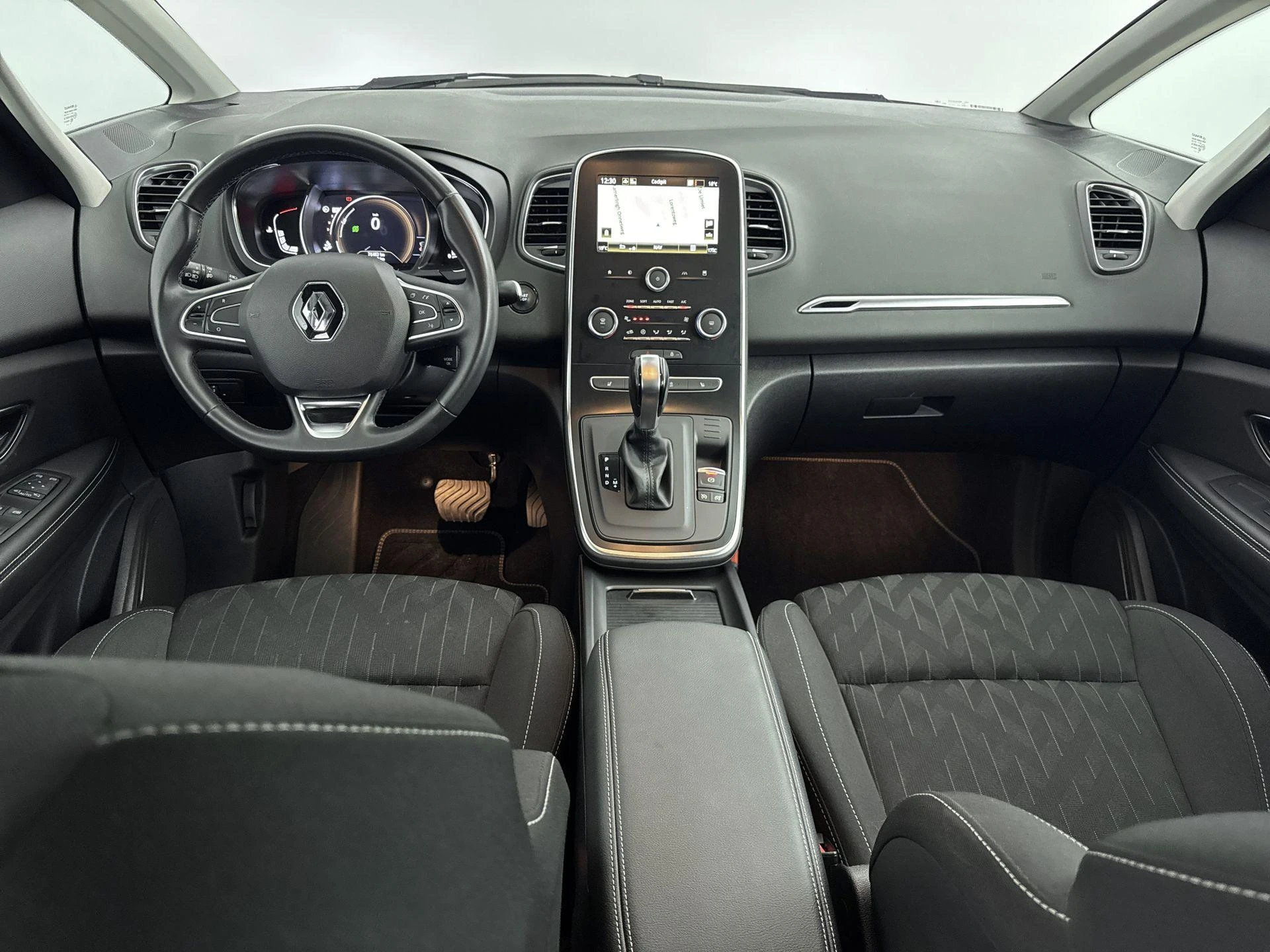 Renault-Scénic-image-17