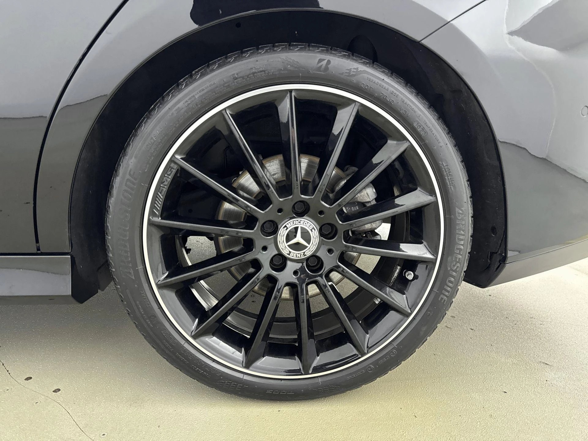 Mercedes-Benz-CLA-image-18