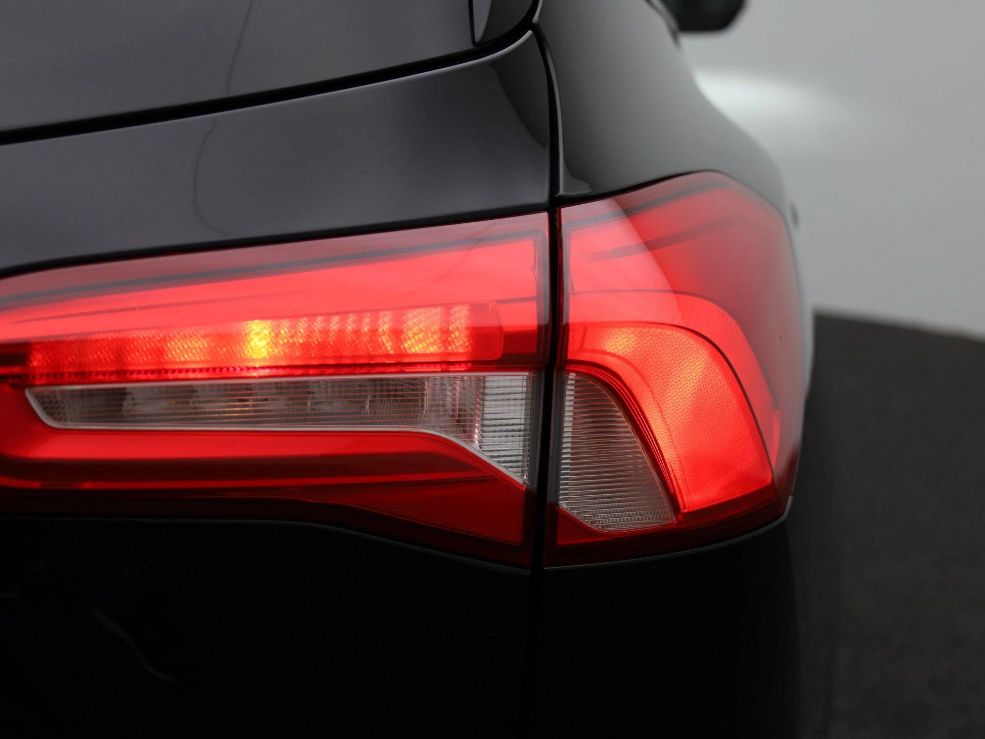 Ford Focus Wagon 1.0 EcoBoost Hybrid ST Line X Business