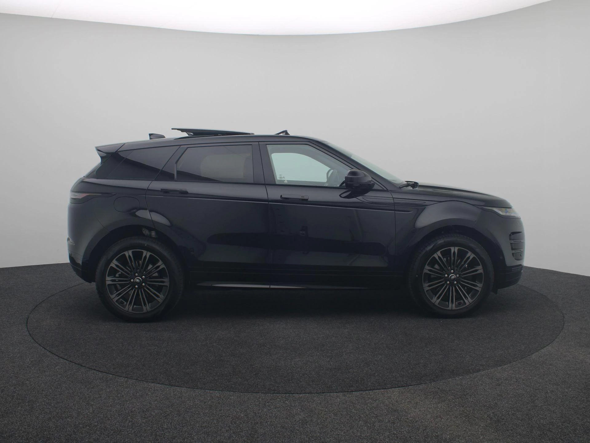 Land Rover-Range Rover Evoque-image-5