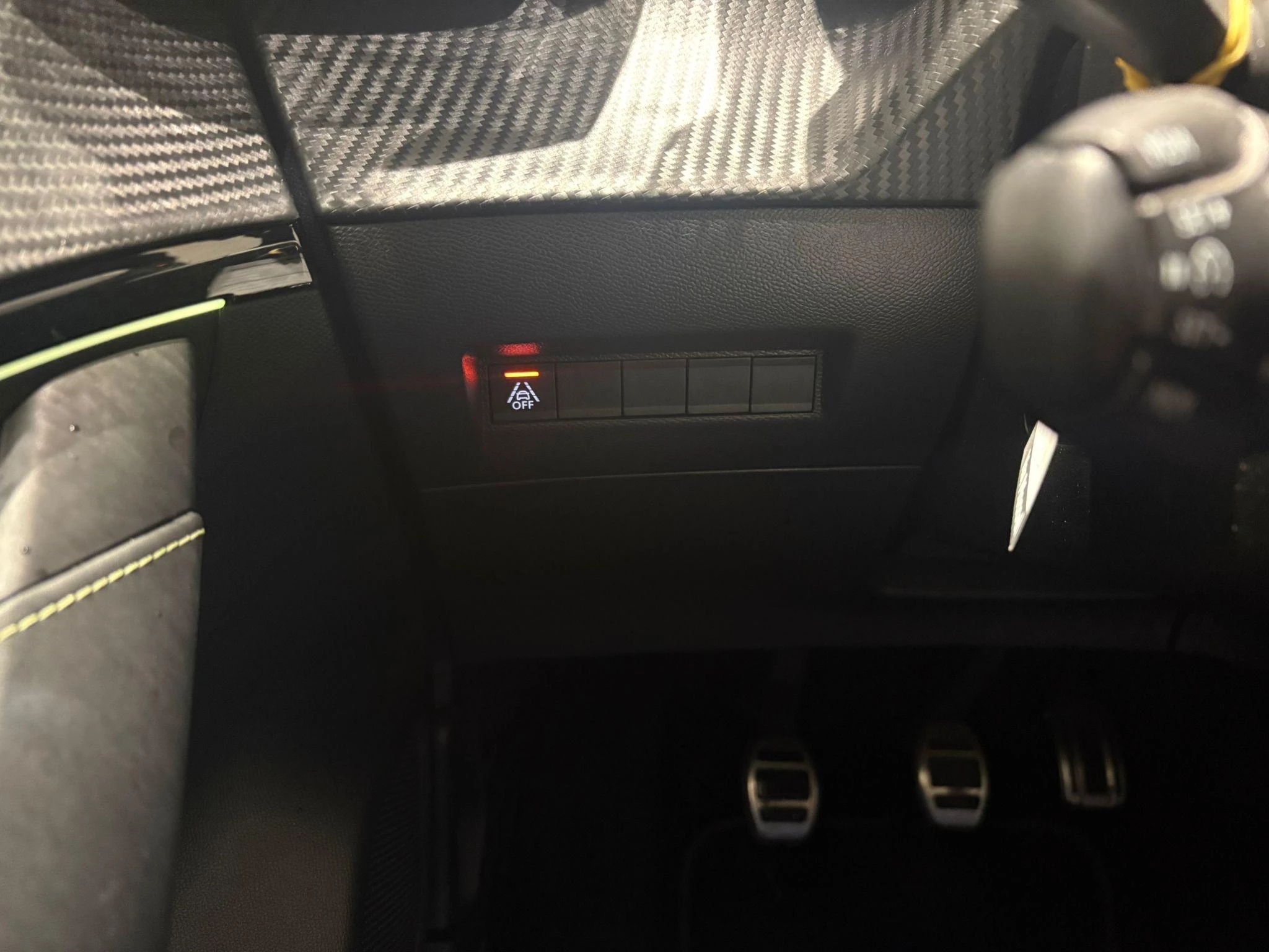 Peugeot-208-image-9