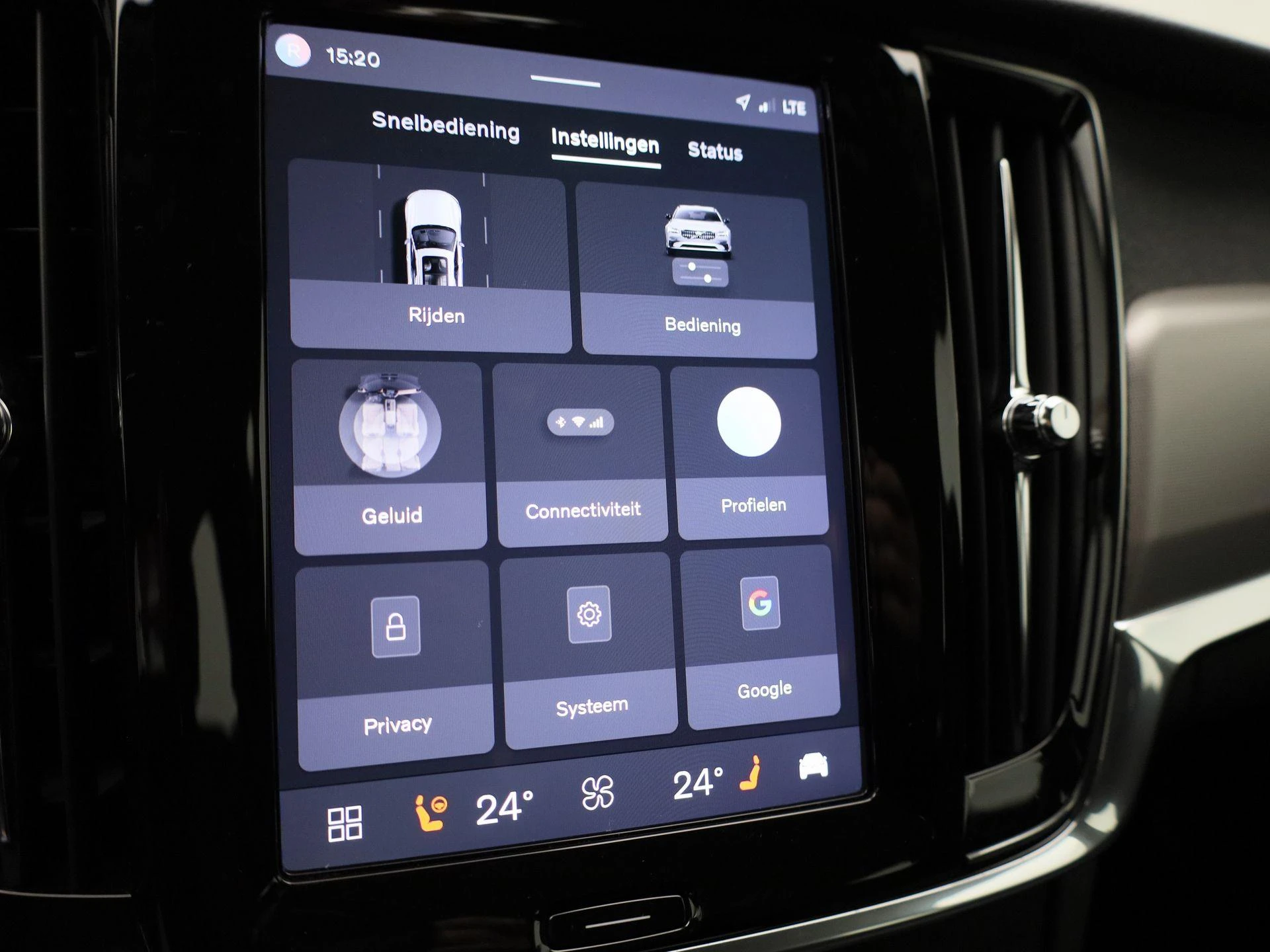 Volvo-V90-image-31
