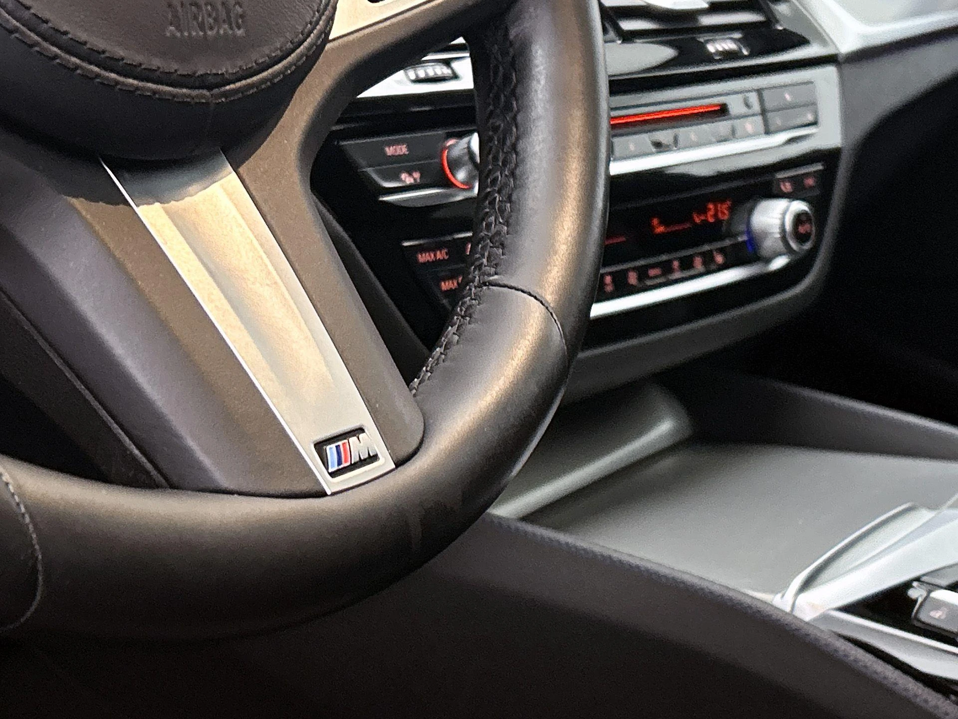 BMW-5 Serie-image-15