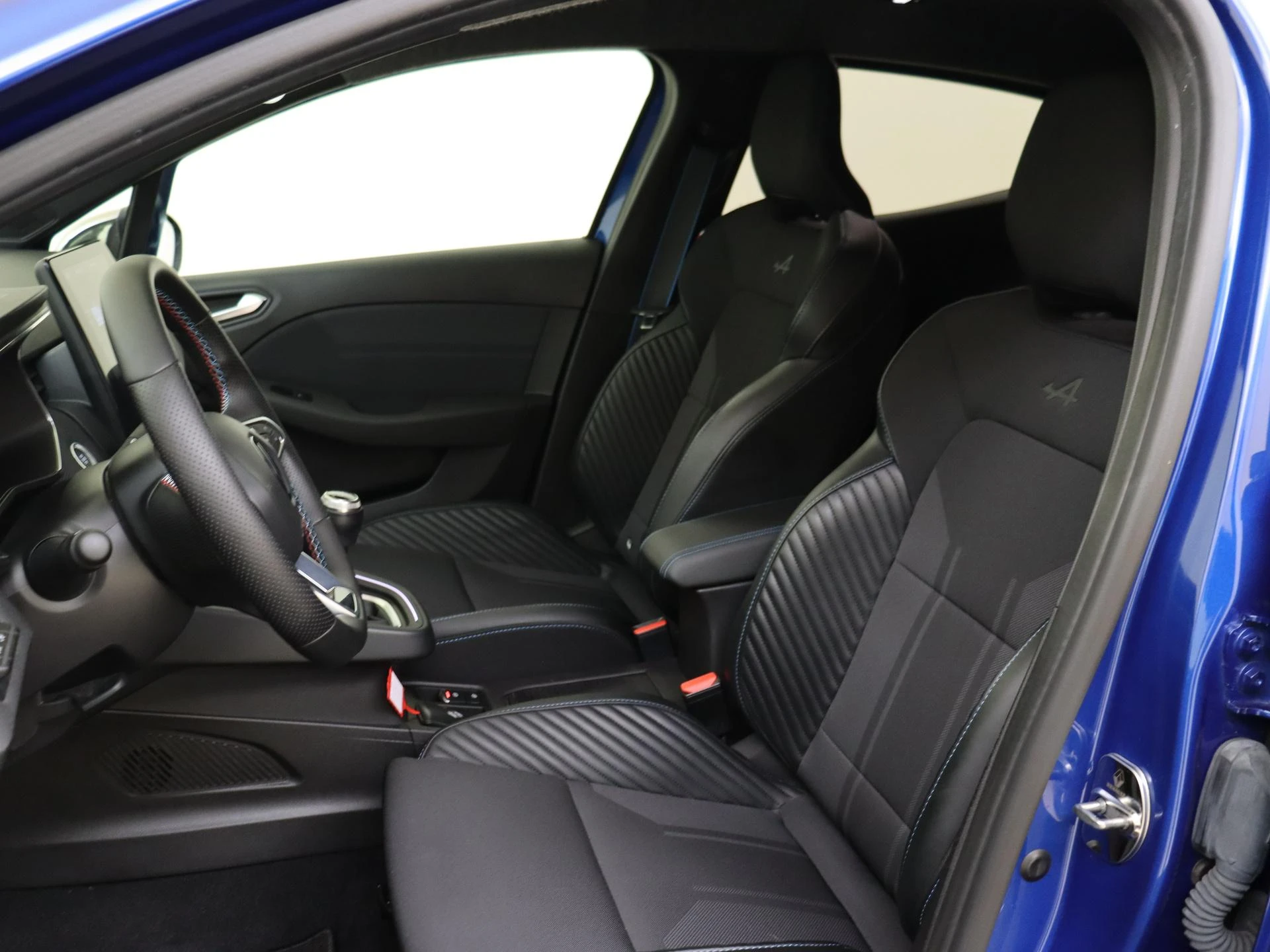 Renault-Clio-image-14