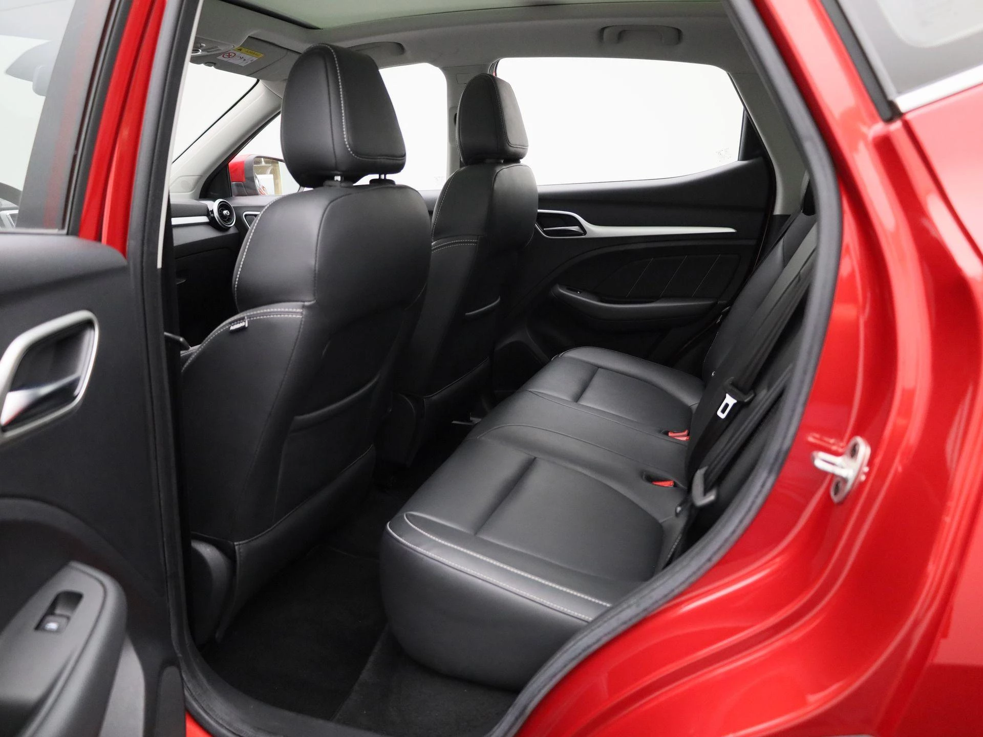 MG-ZS EV-image-10