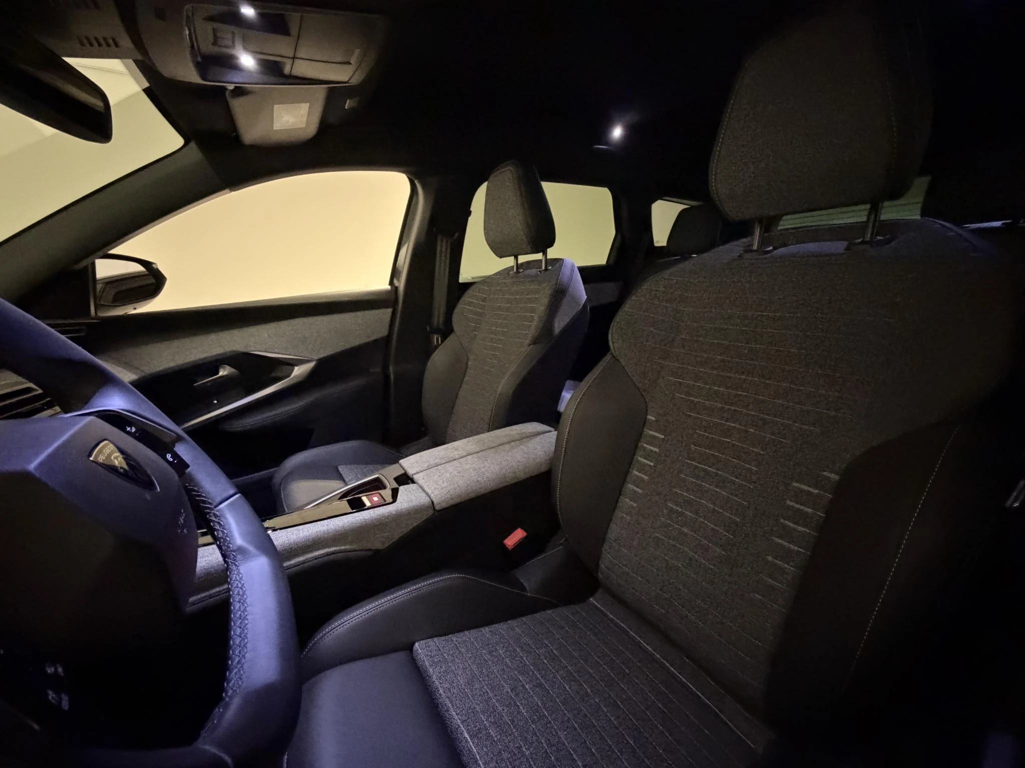Peugeot-5008-image-17