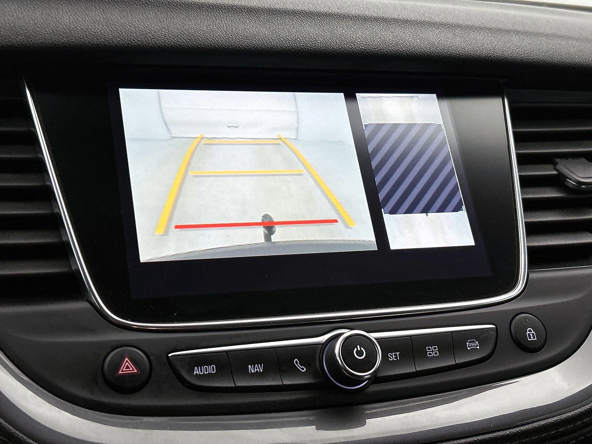 Opel-Grandland X-image-11