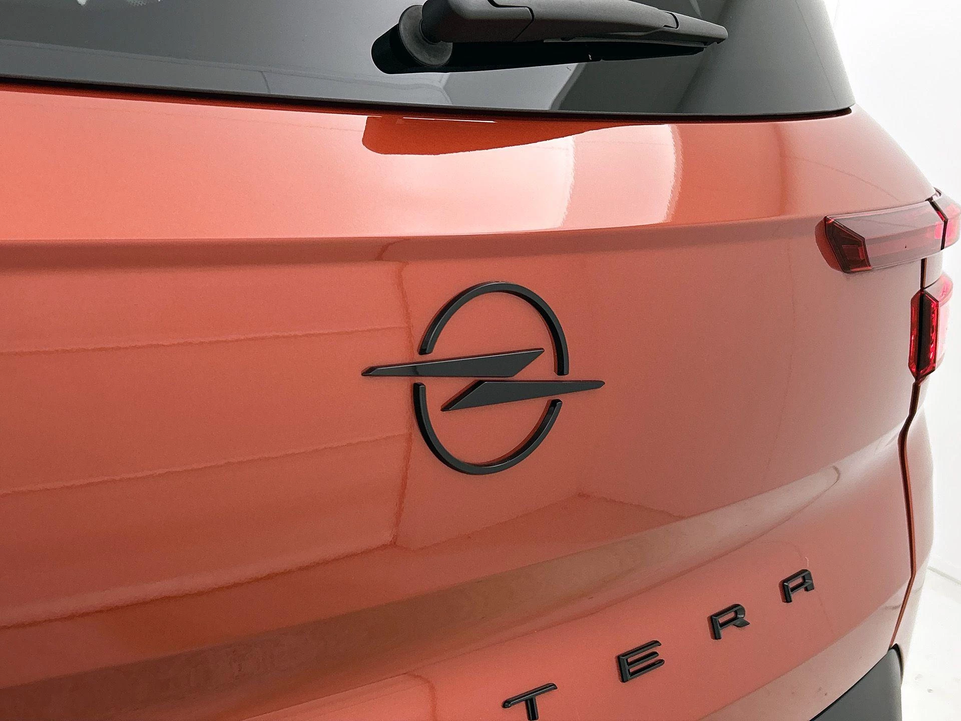 Opel-Frontera-image-12