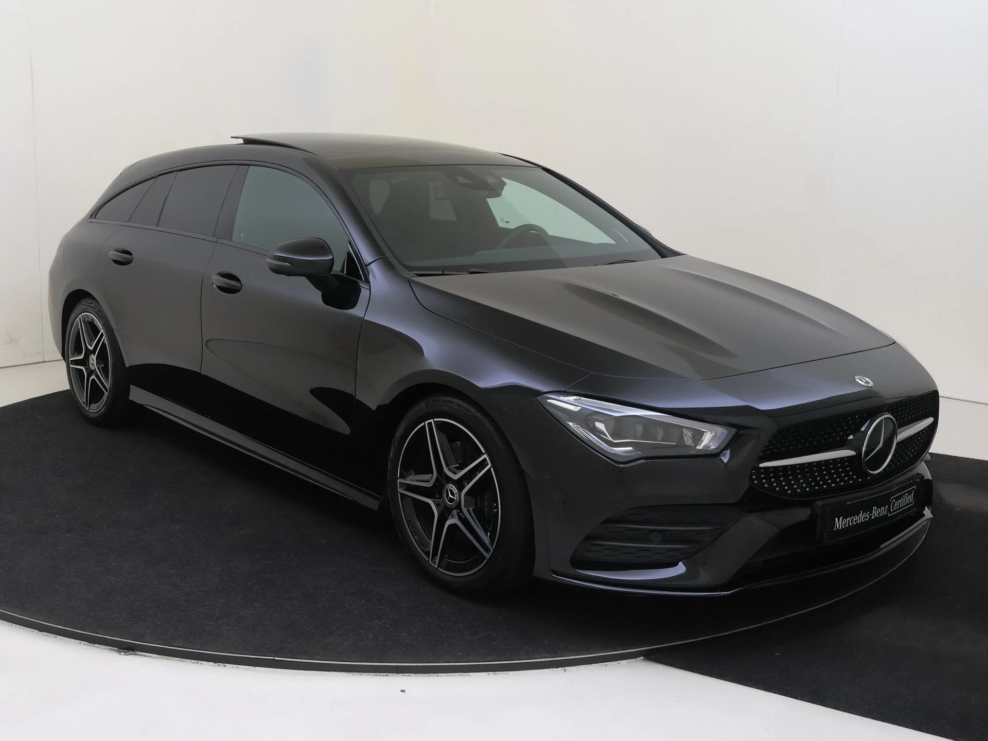 Mercedes-Benz CLA Shooting Brake 200 AMG Line