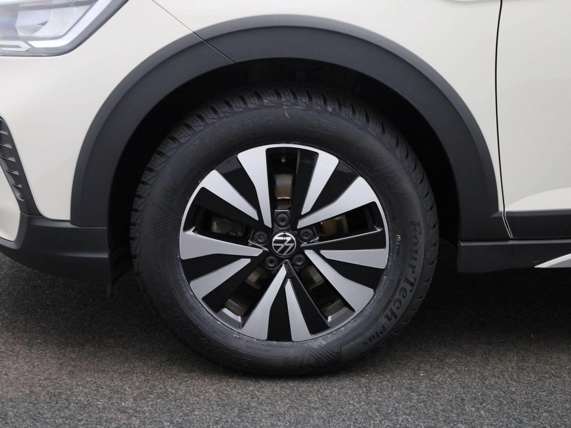 Volkswagen-Taigo-image-10