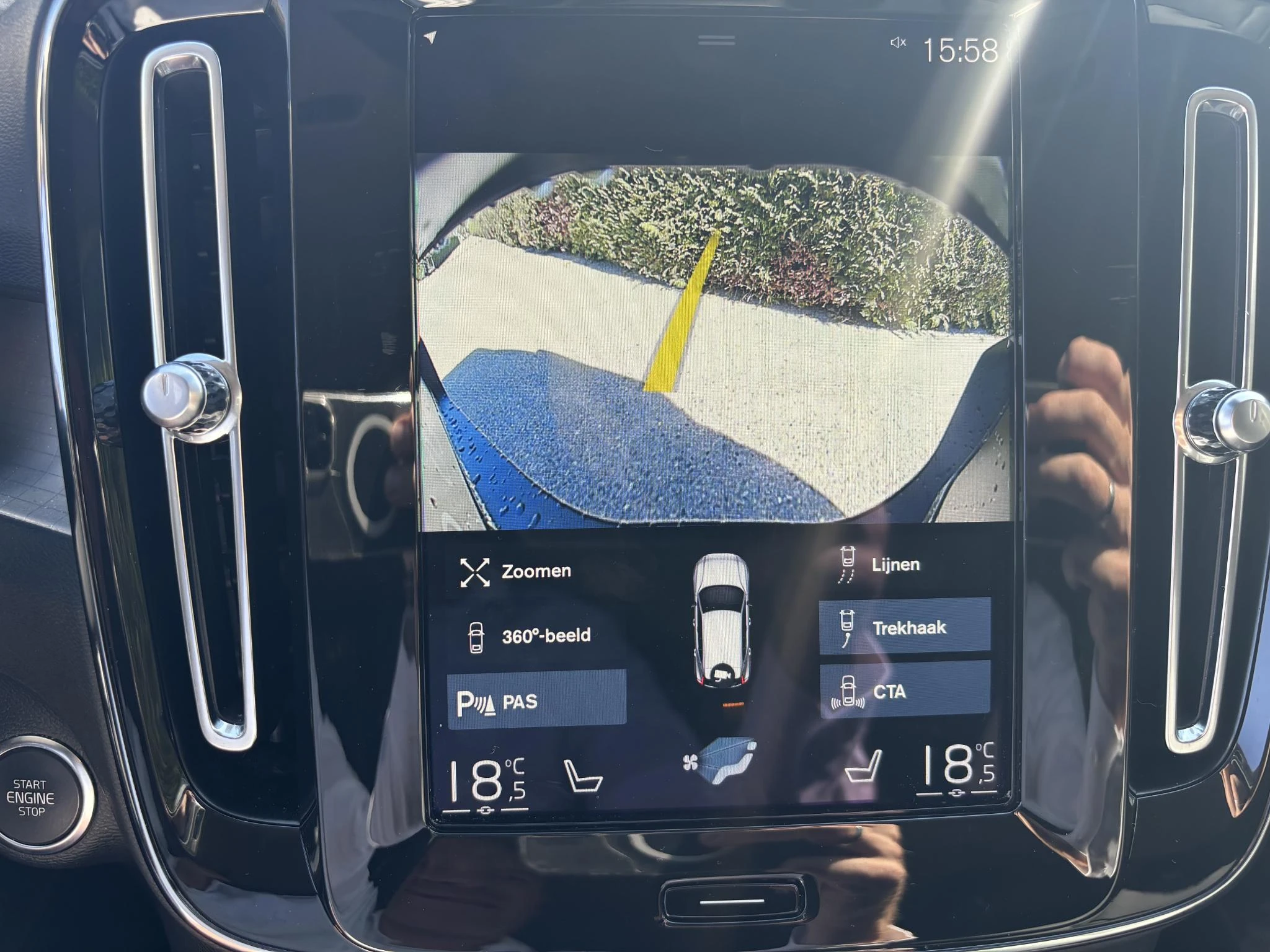 Volvo-XC40-image-16