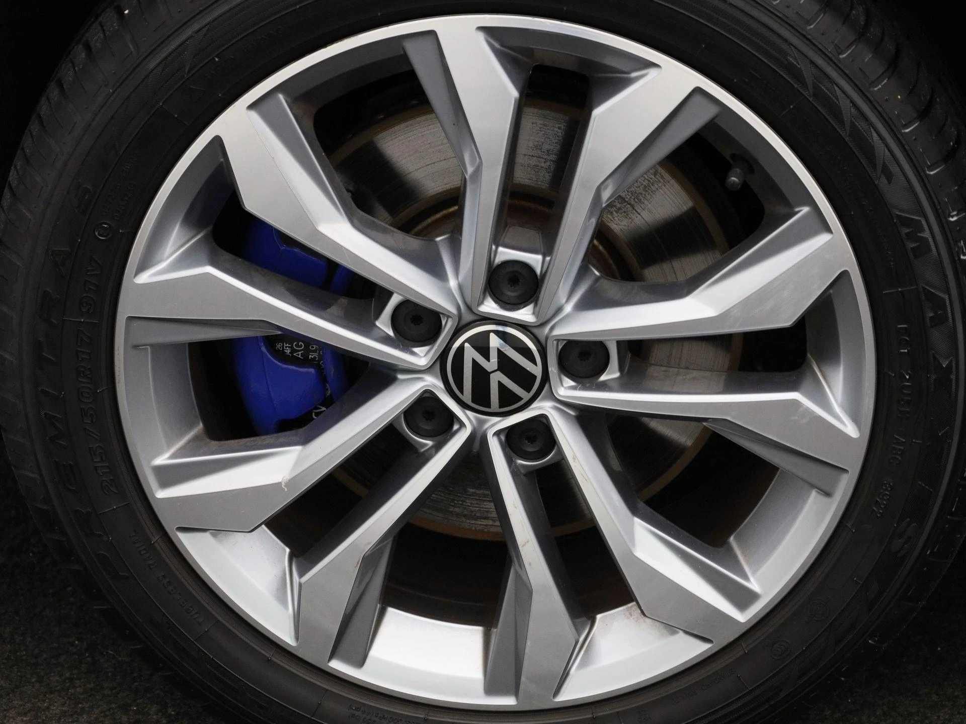 Volkswagen-Passat-image-13