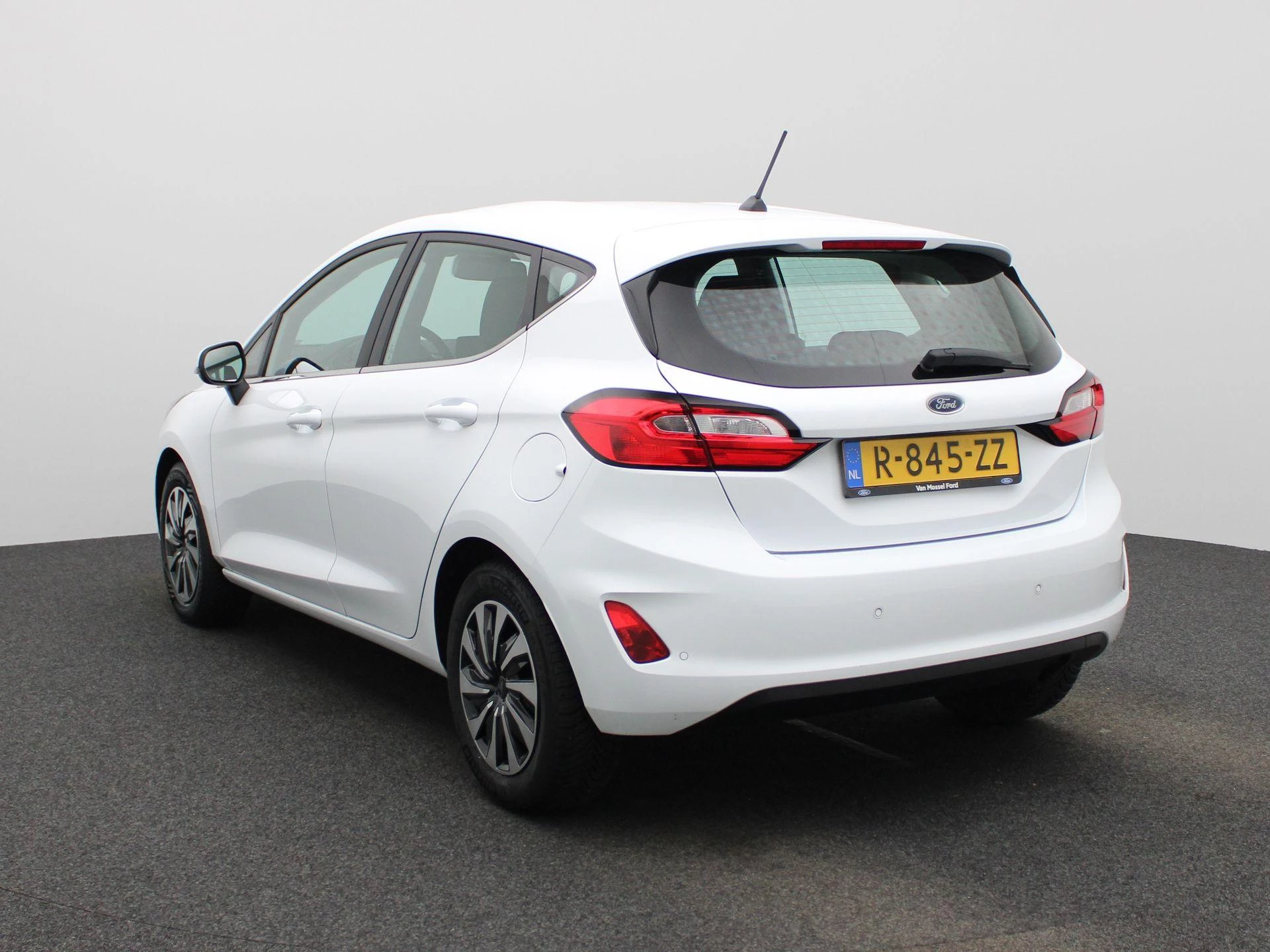 Ford-Fiesta-image-1