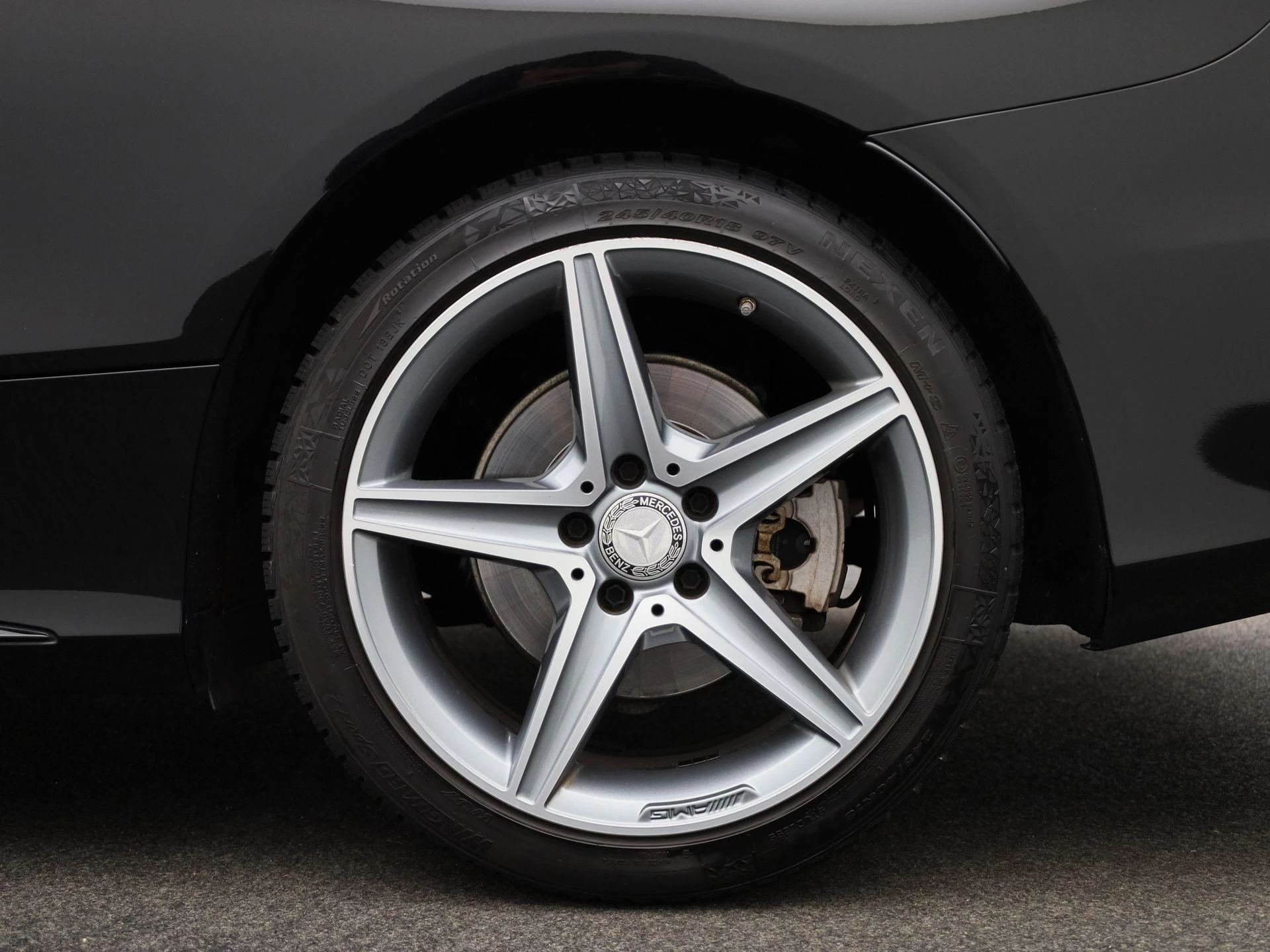 Mercedes-Benz-C-Klasse-image-11