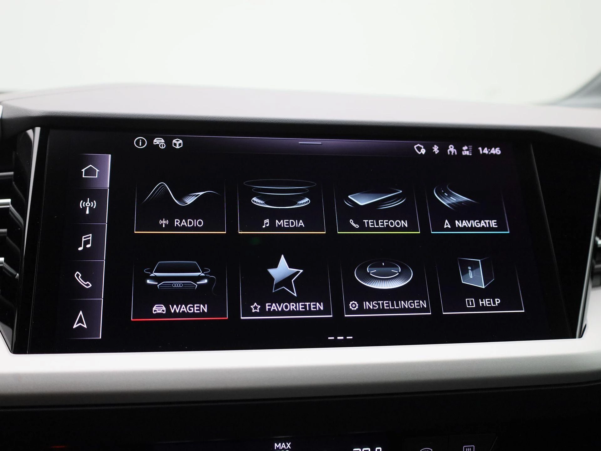 Audi-Q4 e-tron-image-27