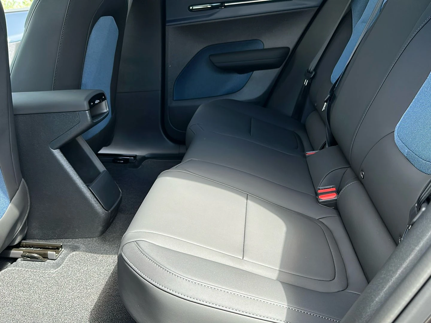 Volvo-EX30-image-6