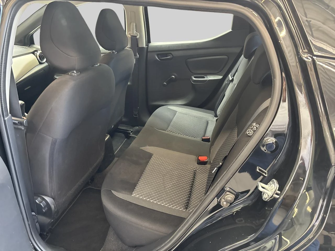 Nissan-Micra-image-13