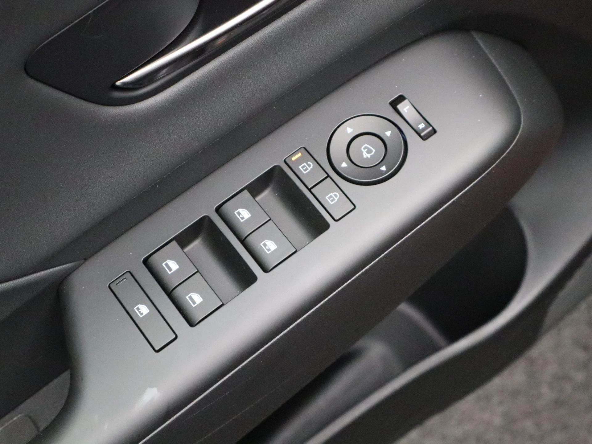 Hyundai-Kona-image-26