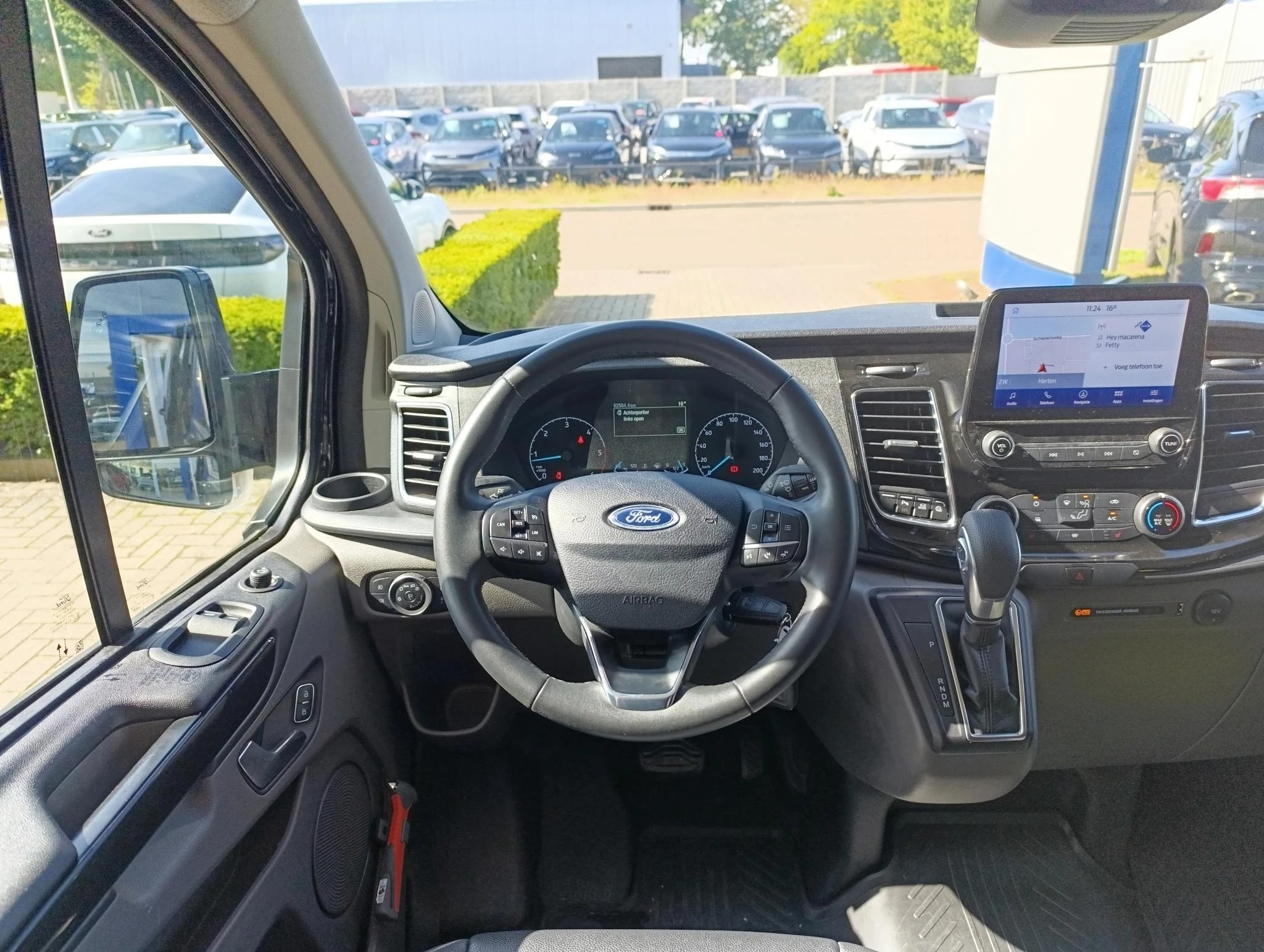 Ford-Transit Custom-image-11