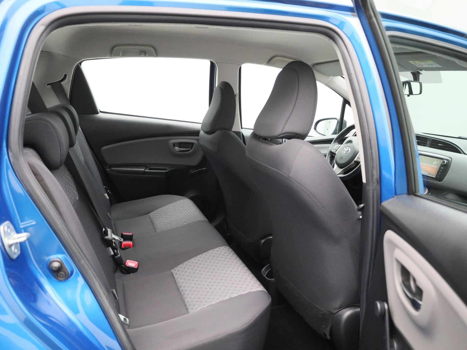 Toyota-Yaris-image-30