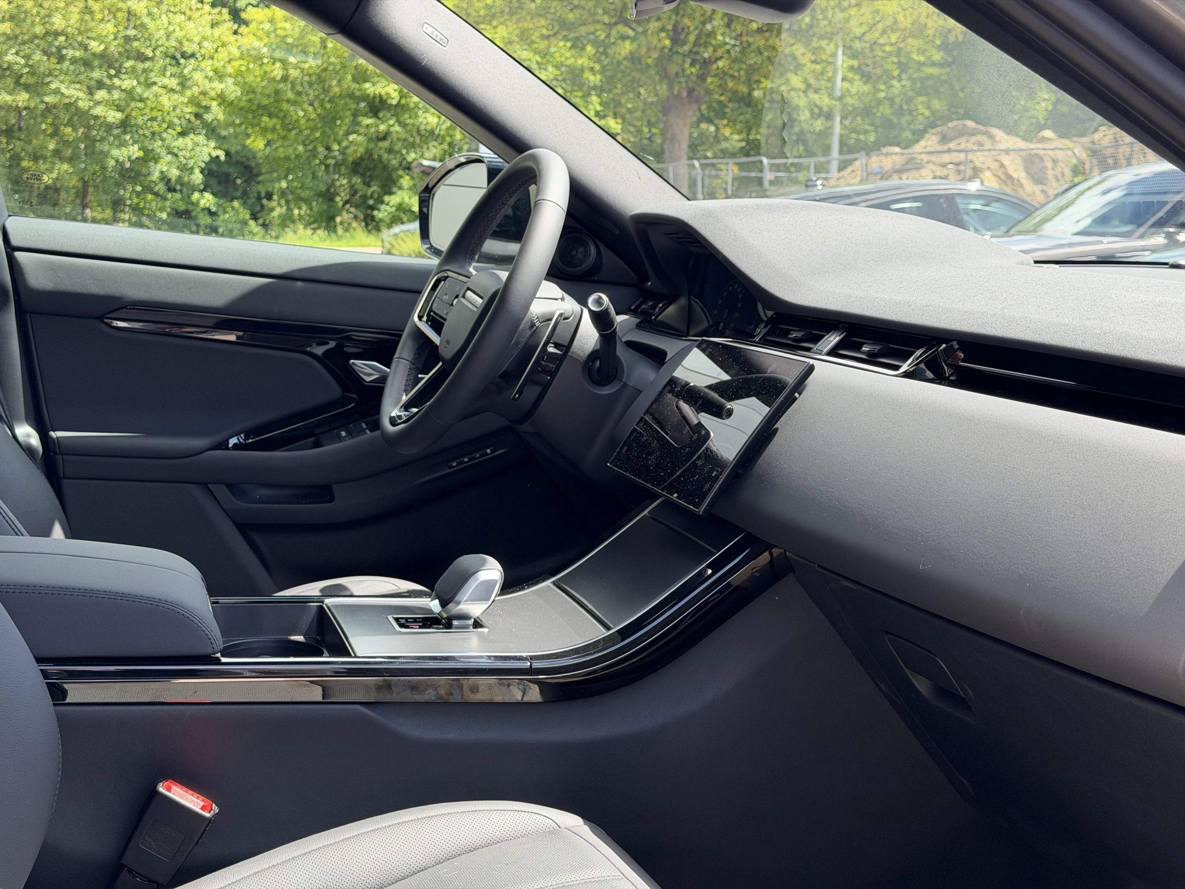 Land Rover Range Rover Evoque P160 S FWD Auto. 26.5MY