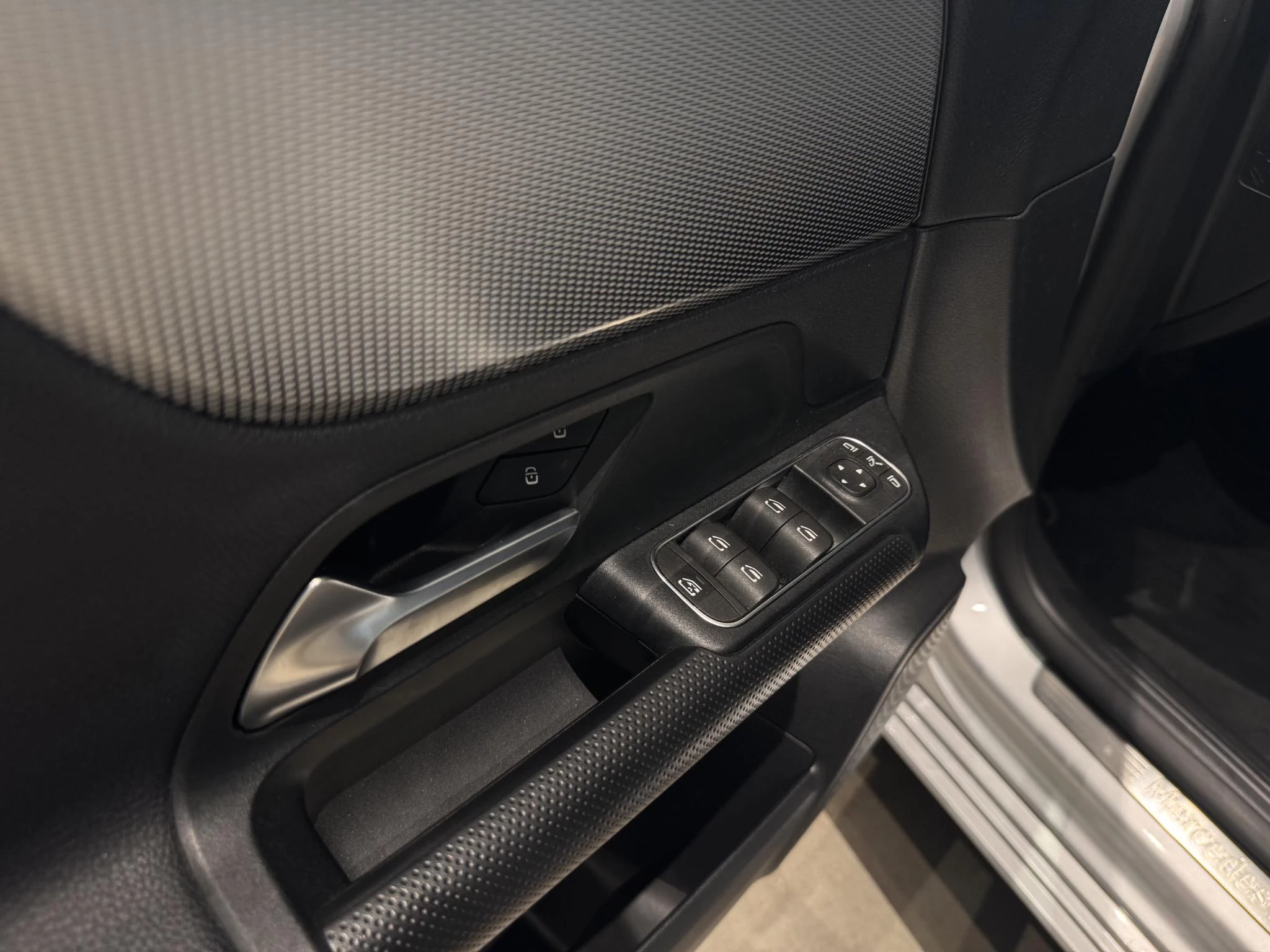 Mercedes-Benz B-Klasse B 180 Business Line