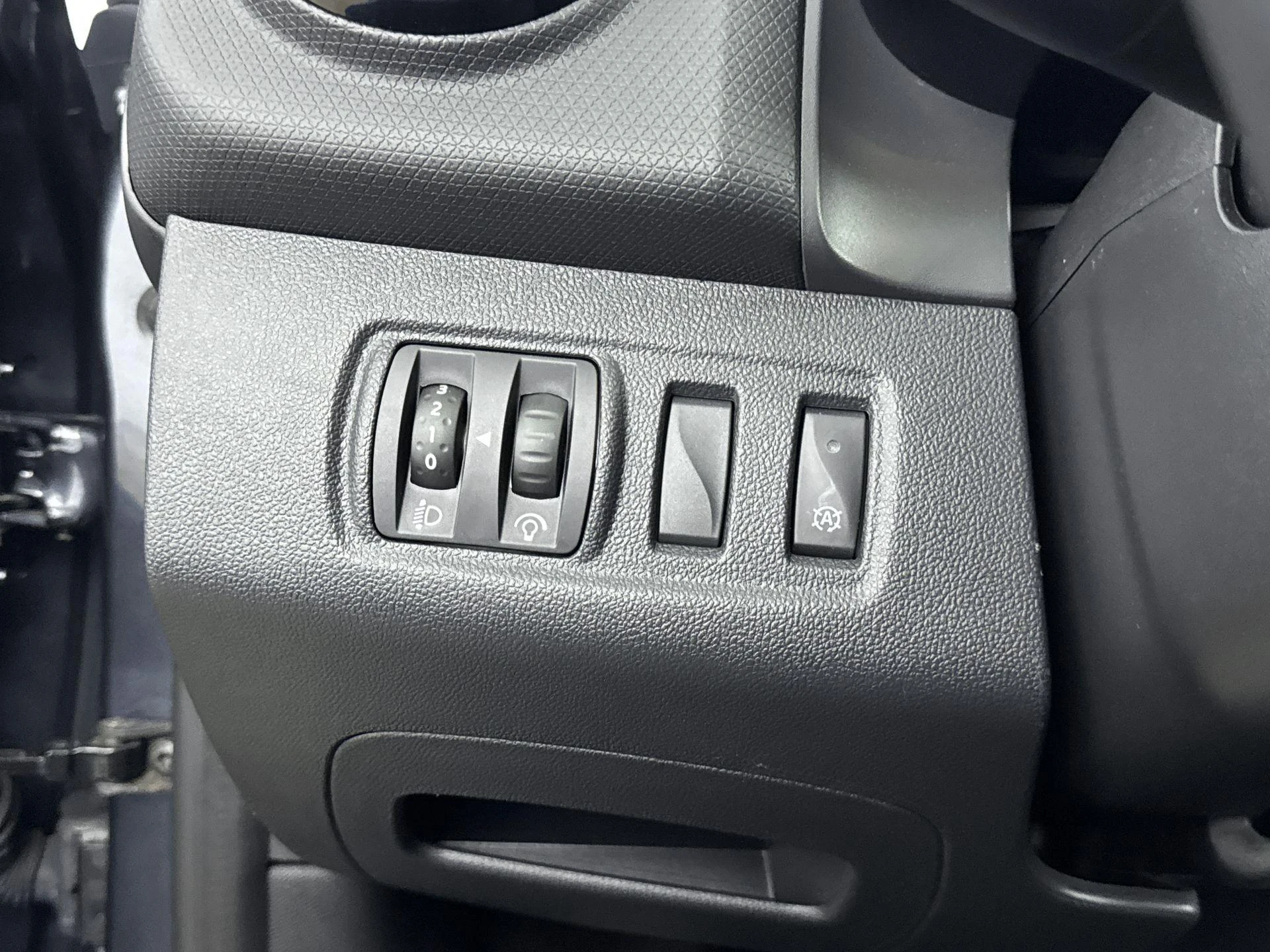Renault-Clio-image-19