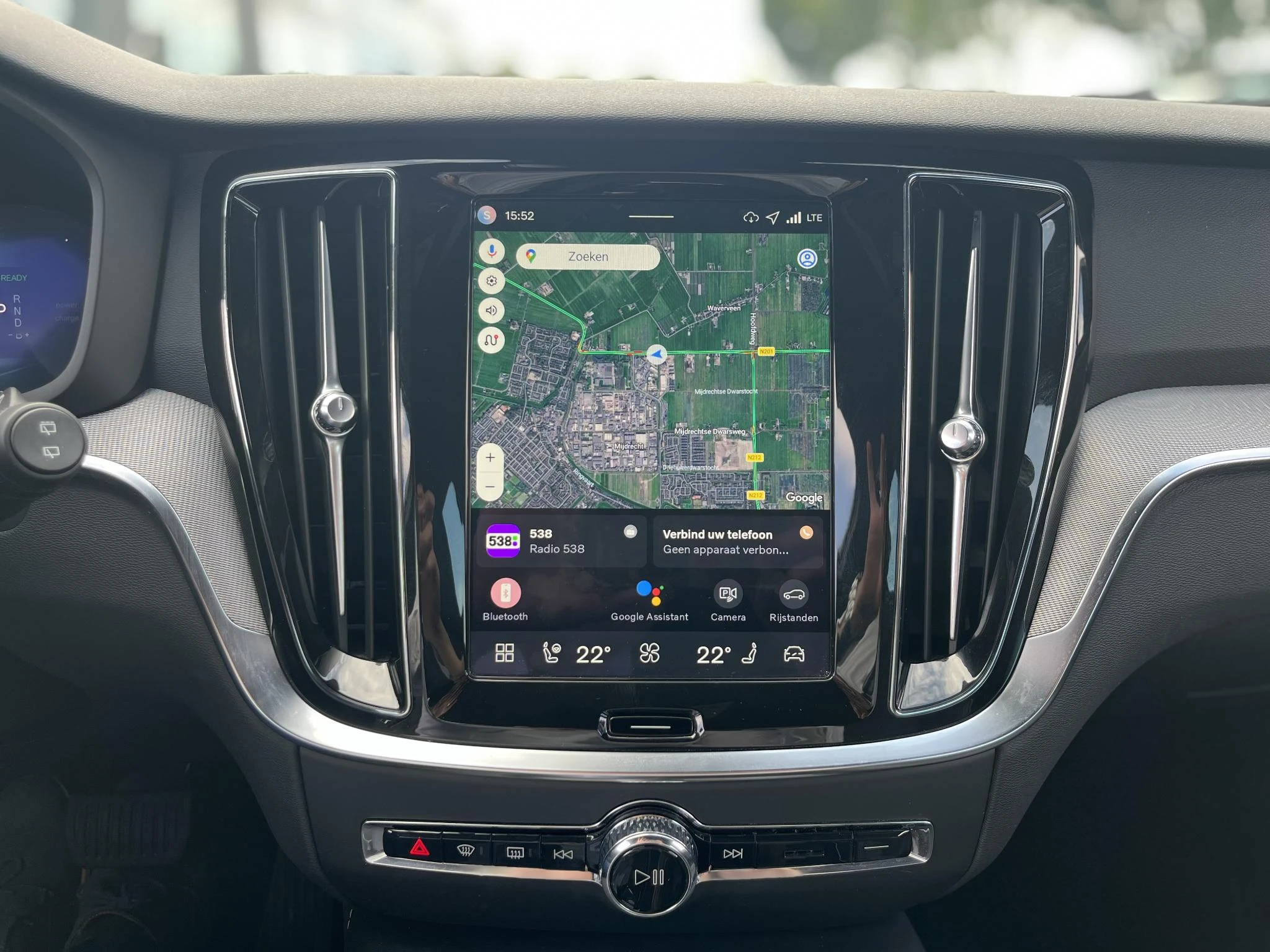 Volvo-V60-image-24