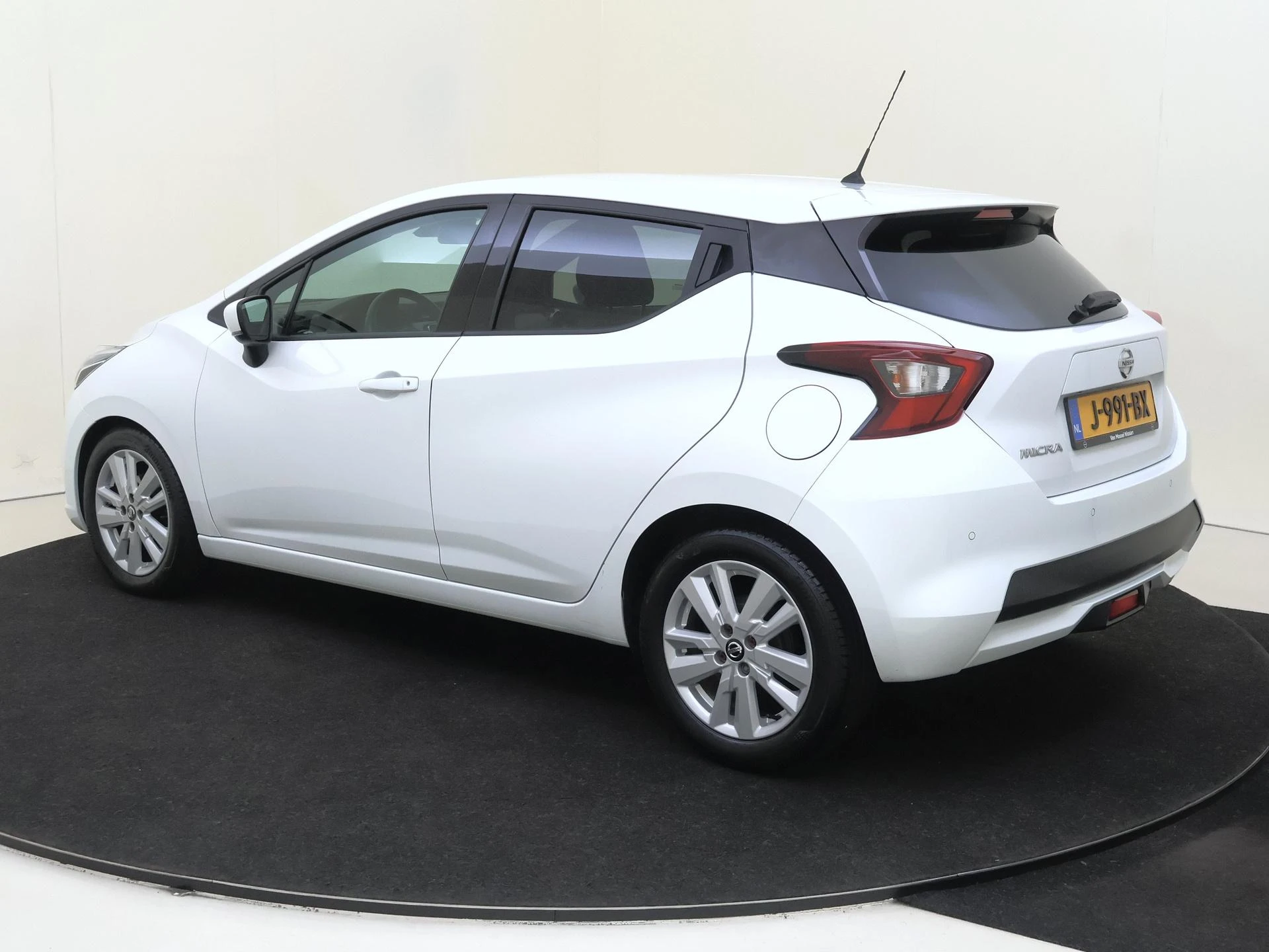 Nissan Micra 1.0 IG-T N-Connecta