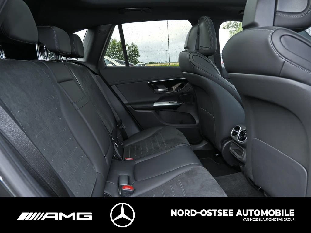 Mercedes-Benz-GLC 220 d-image-13