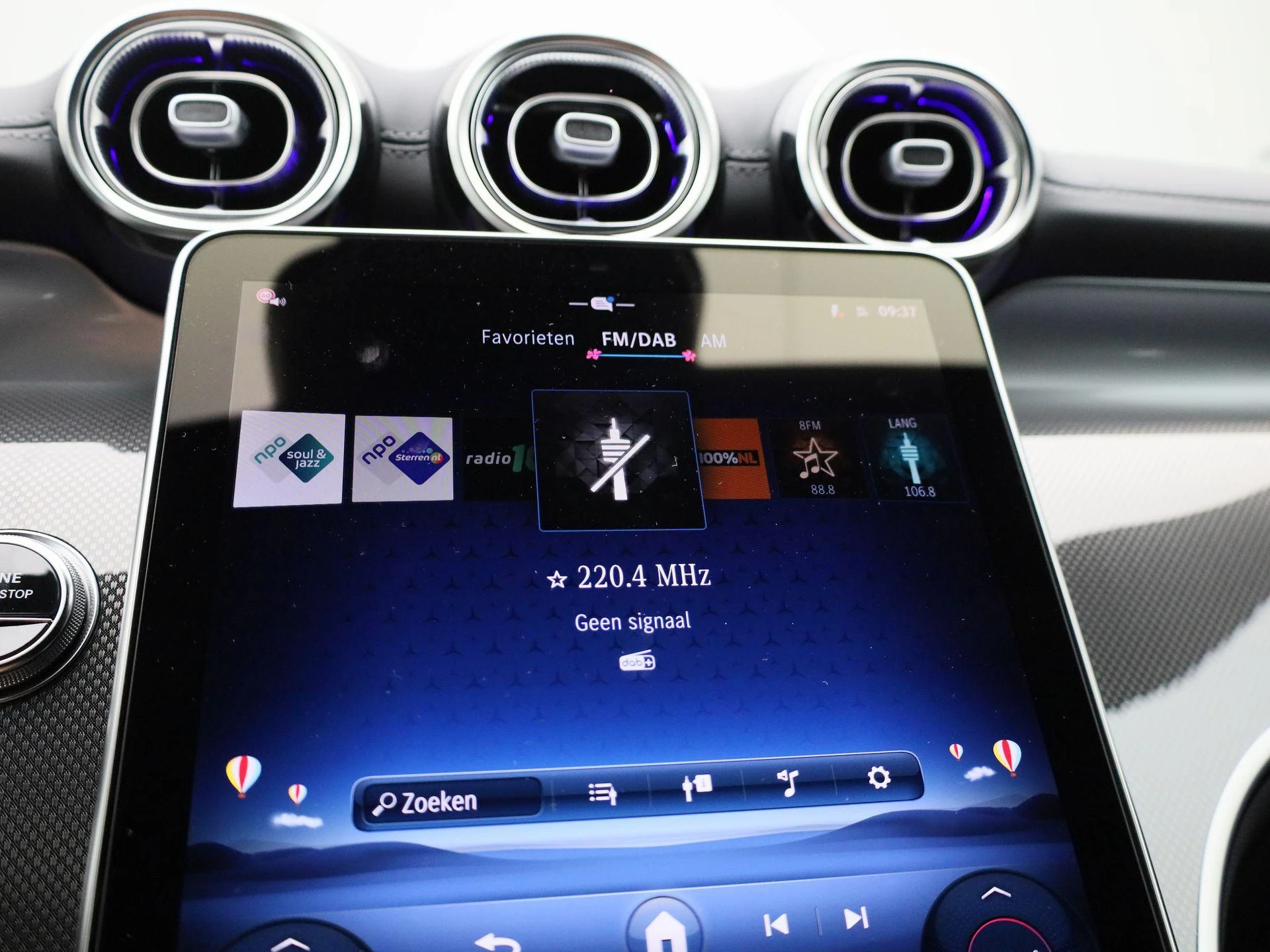 Mercedes-Benz-GLC-image-20