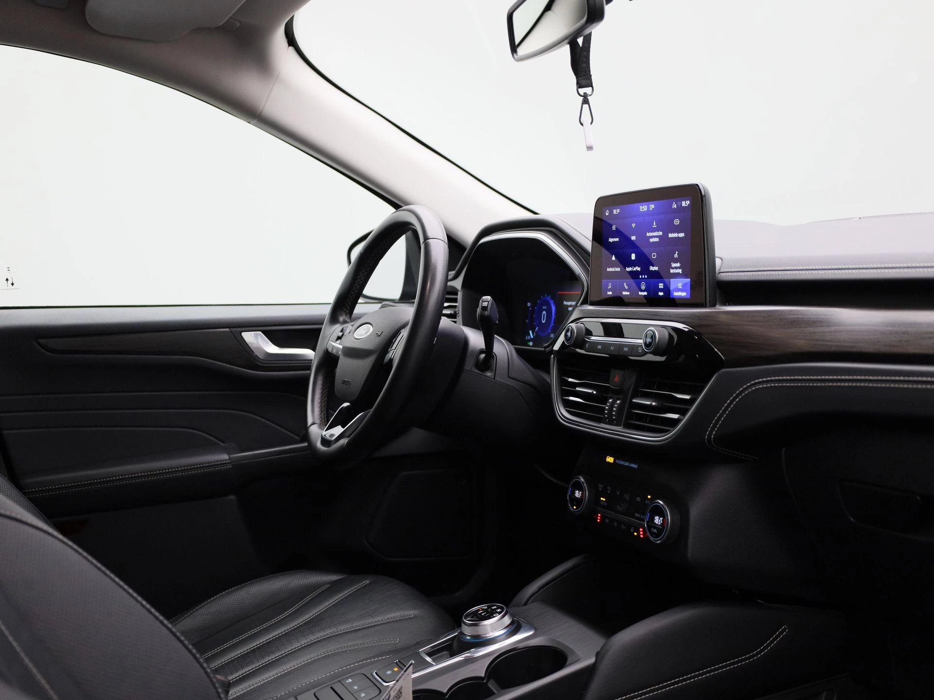 Ford-Kuga-image-34