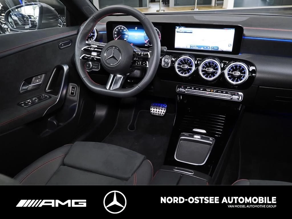 Mercedes-Benz CLA 200 d AMG COUPÉ ADV.+ MBUX HANDS-FREE AMG Line