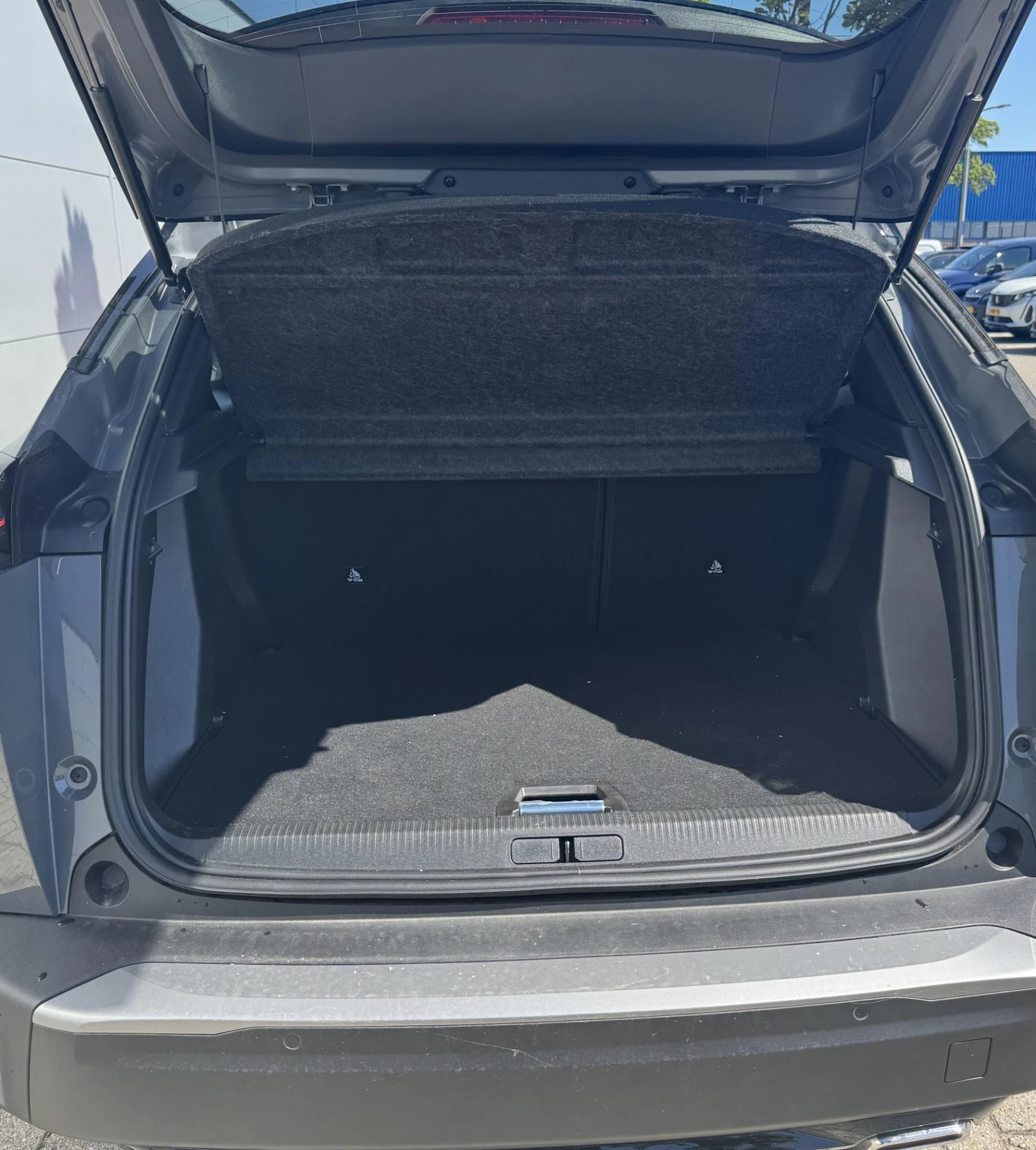 Peugeot-2008-image-8