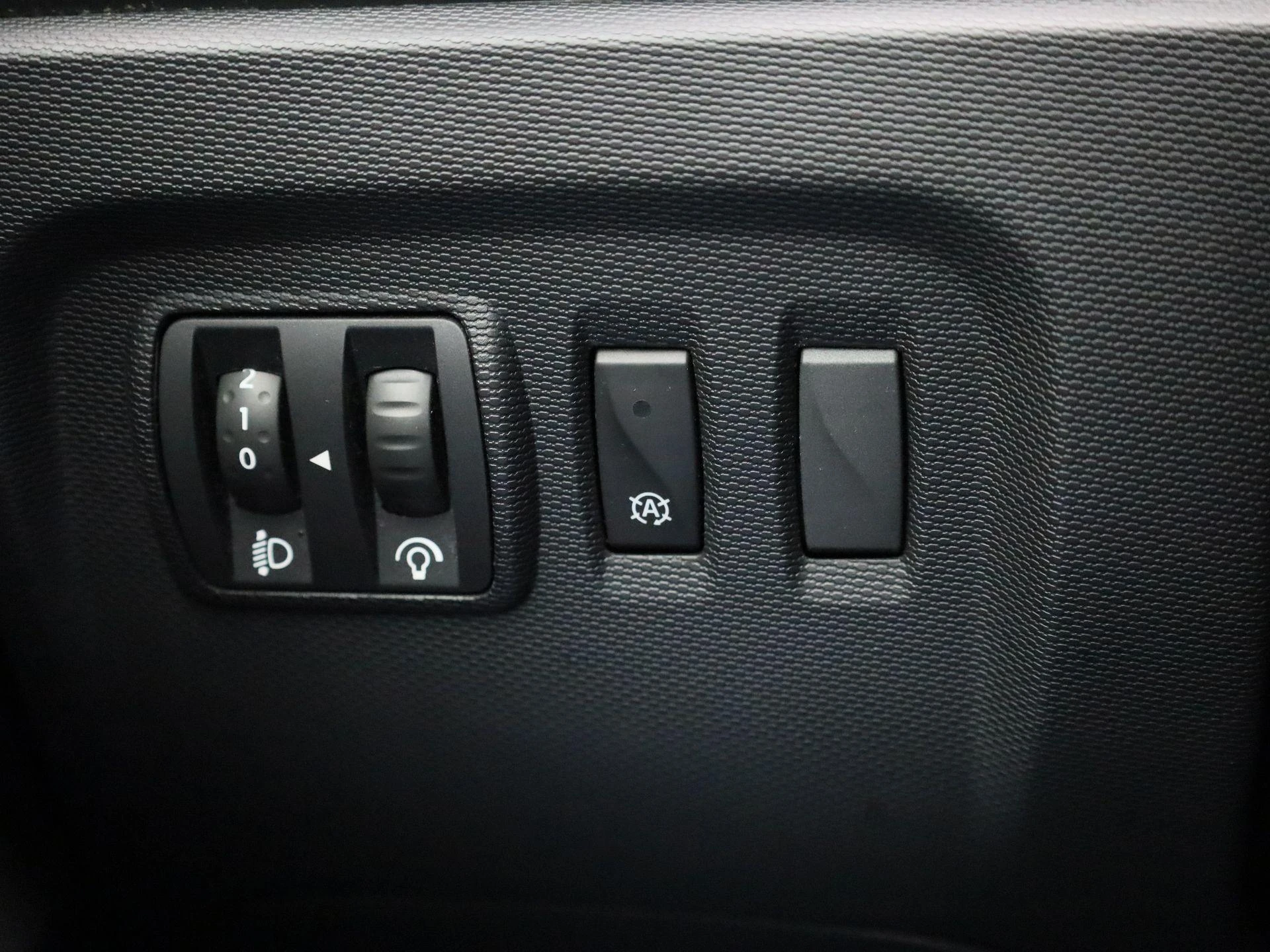 Renault-Captur-image-23