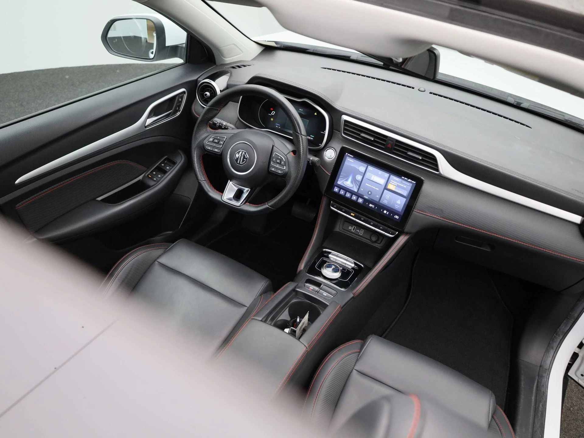 MG-ZS EV-image-34