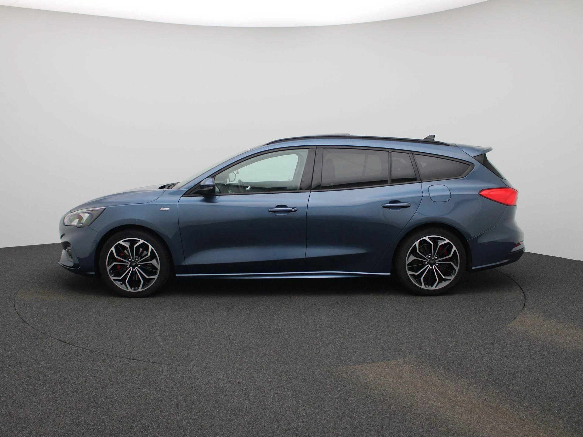 Ford Focus Wagon 1.5 EcoBoost ST Line X Business