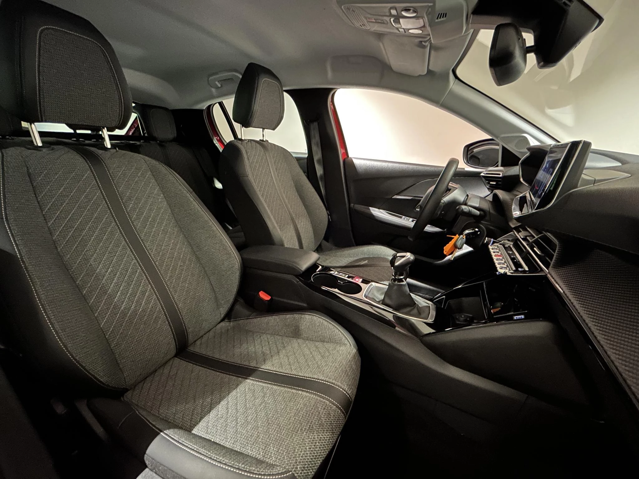 Peugeot 208 1.2 PureTech 100 Allure