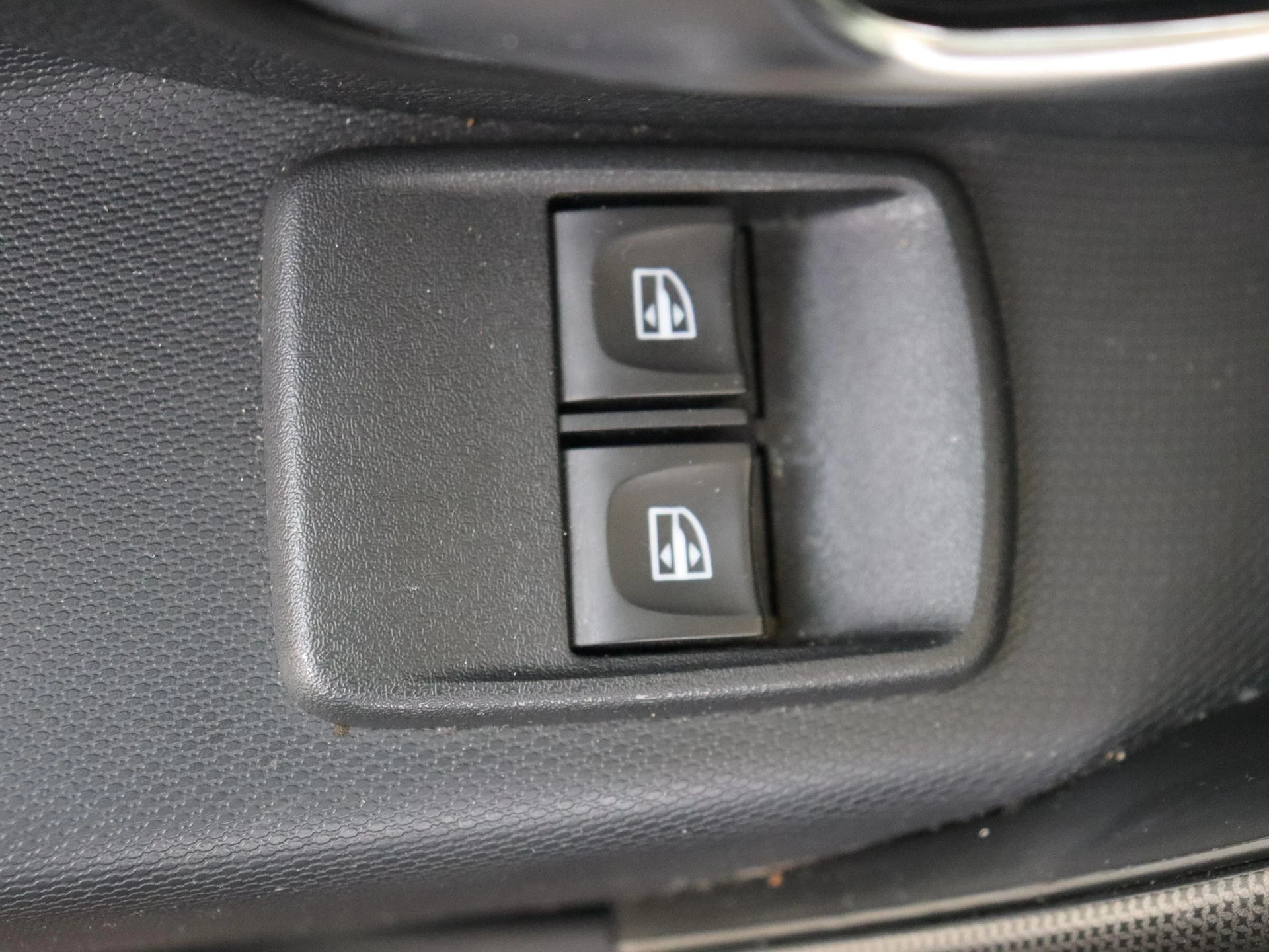 Dacia-Sandero Stepway-image-23