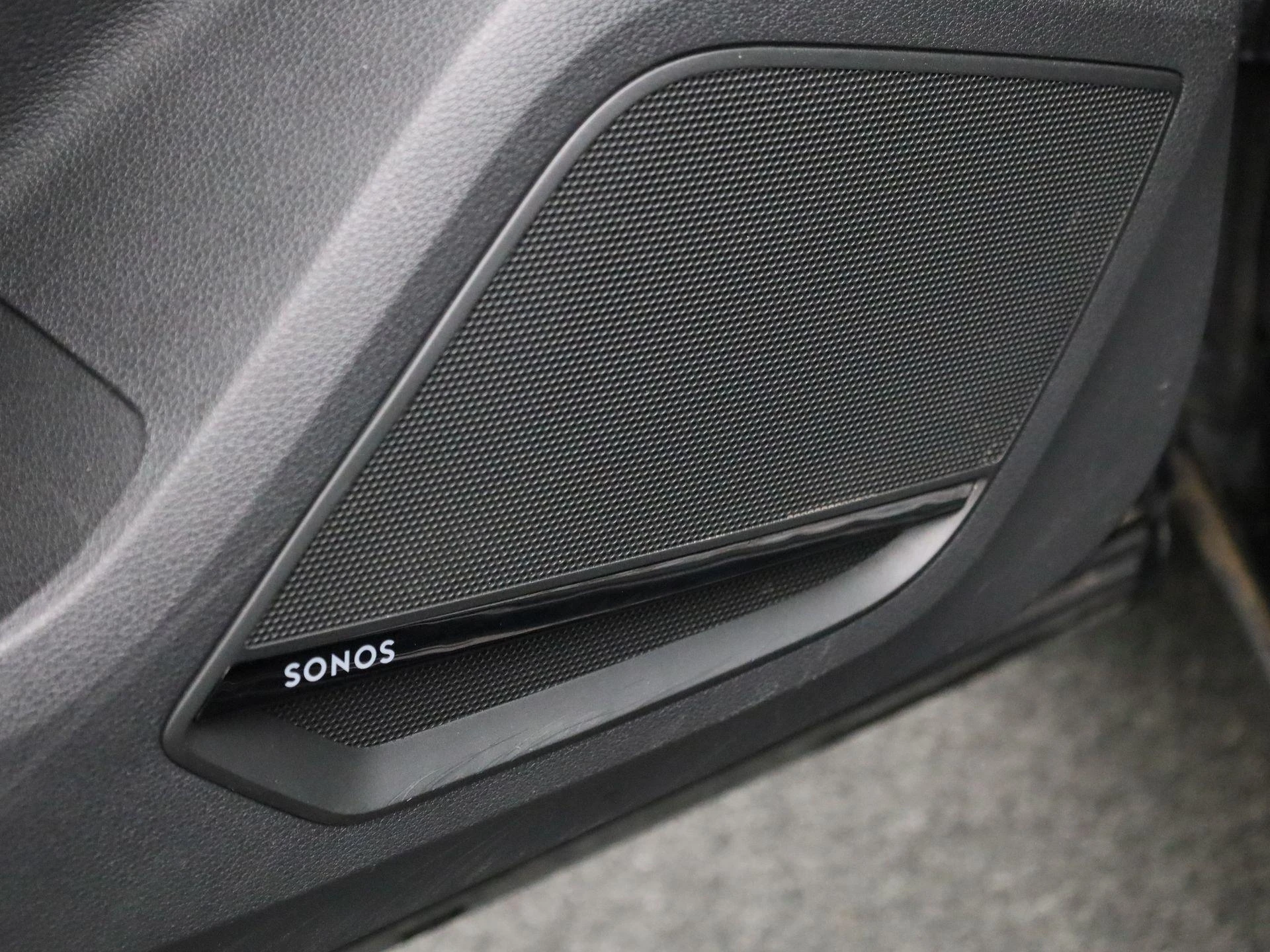 Audi-Q2-image-29