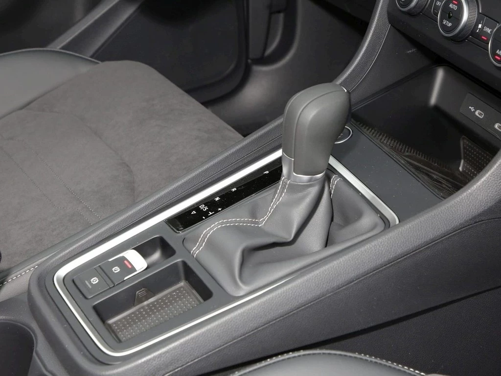 SEAT Ateca Road Ed. UPE 47.120 Style AssistXL