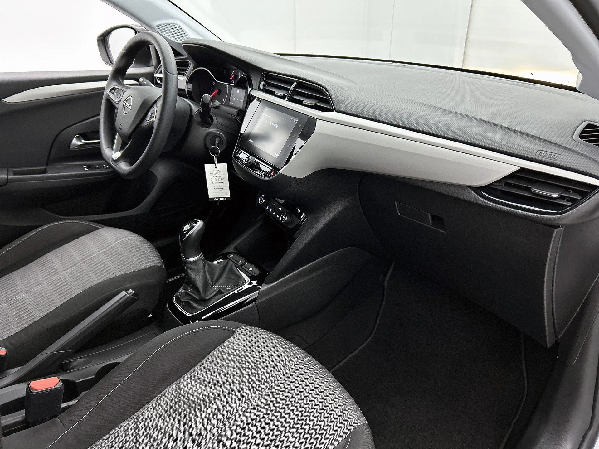 Opel-Corsa-image-19