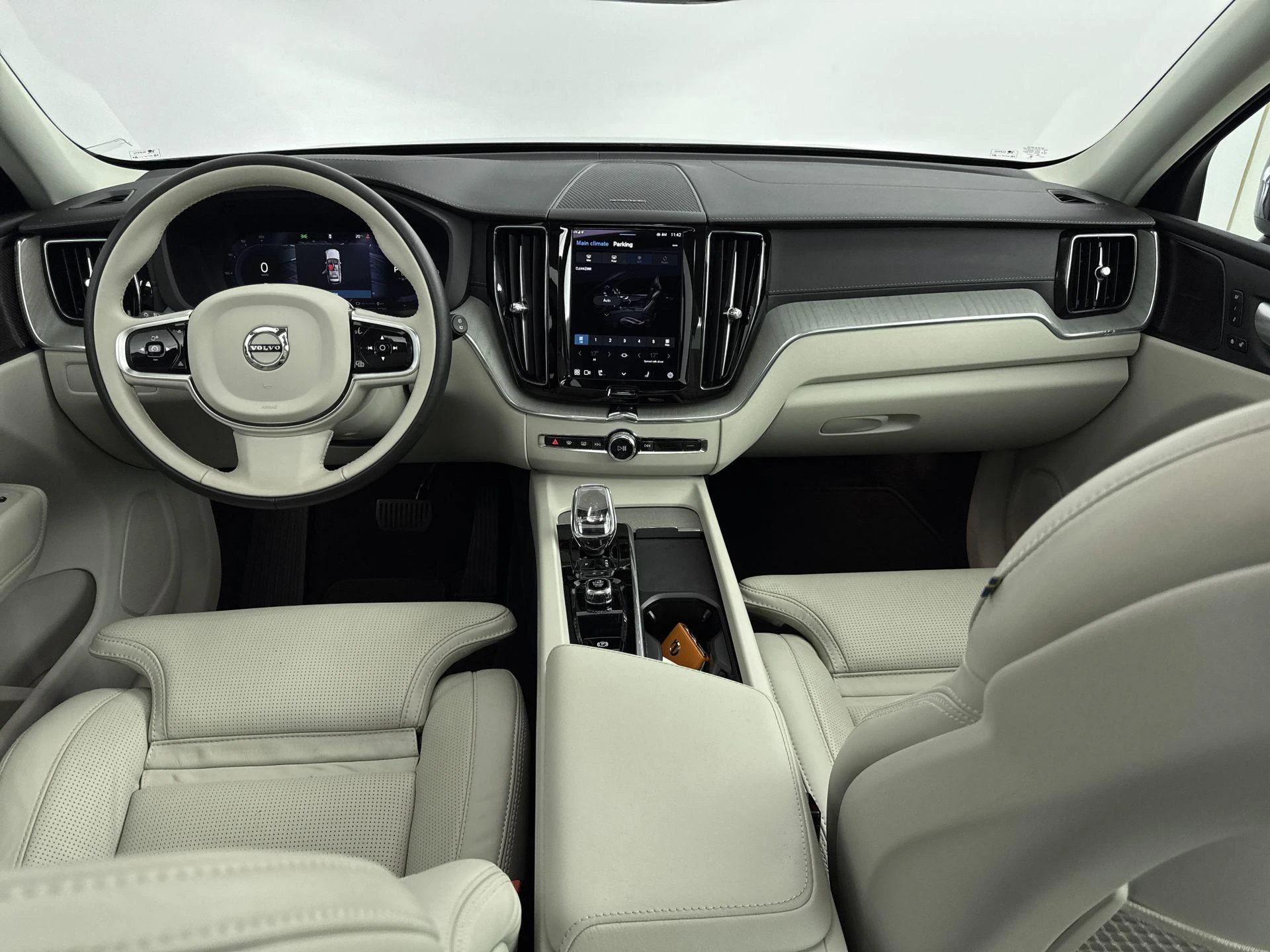 Volvo-XC60-image-18