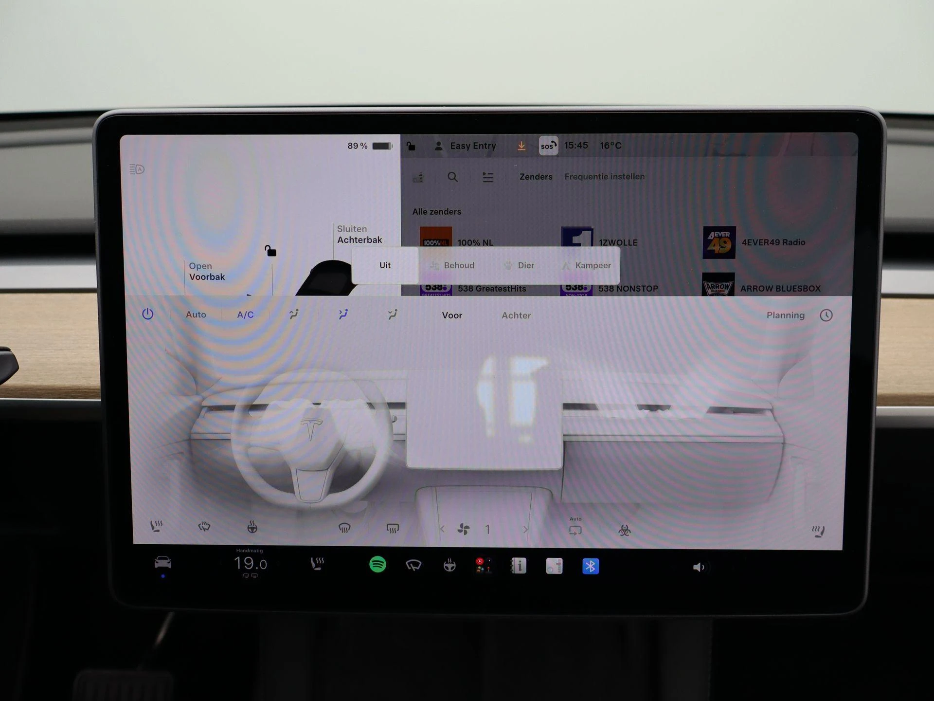 Tesla-Model Y-image-12