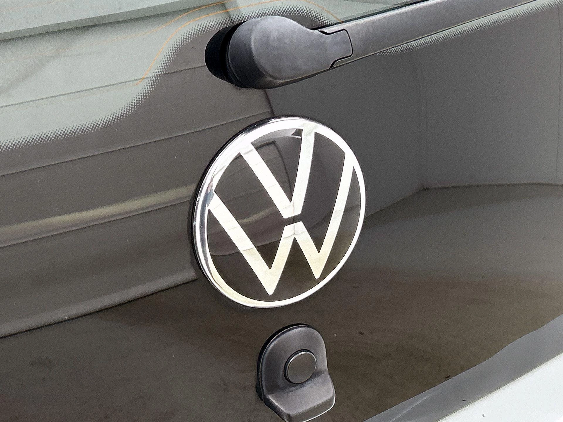 Volkswagen-up!-image-16