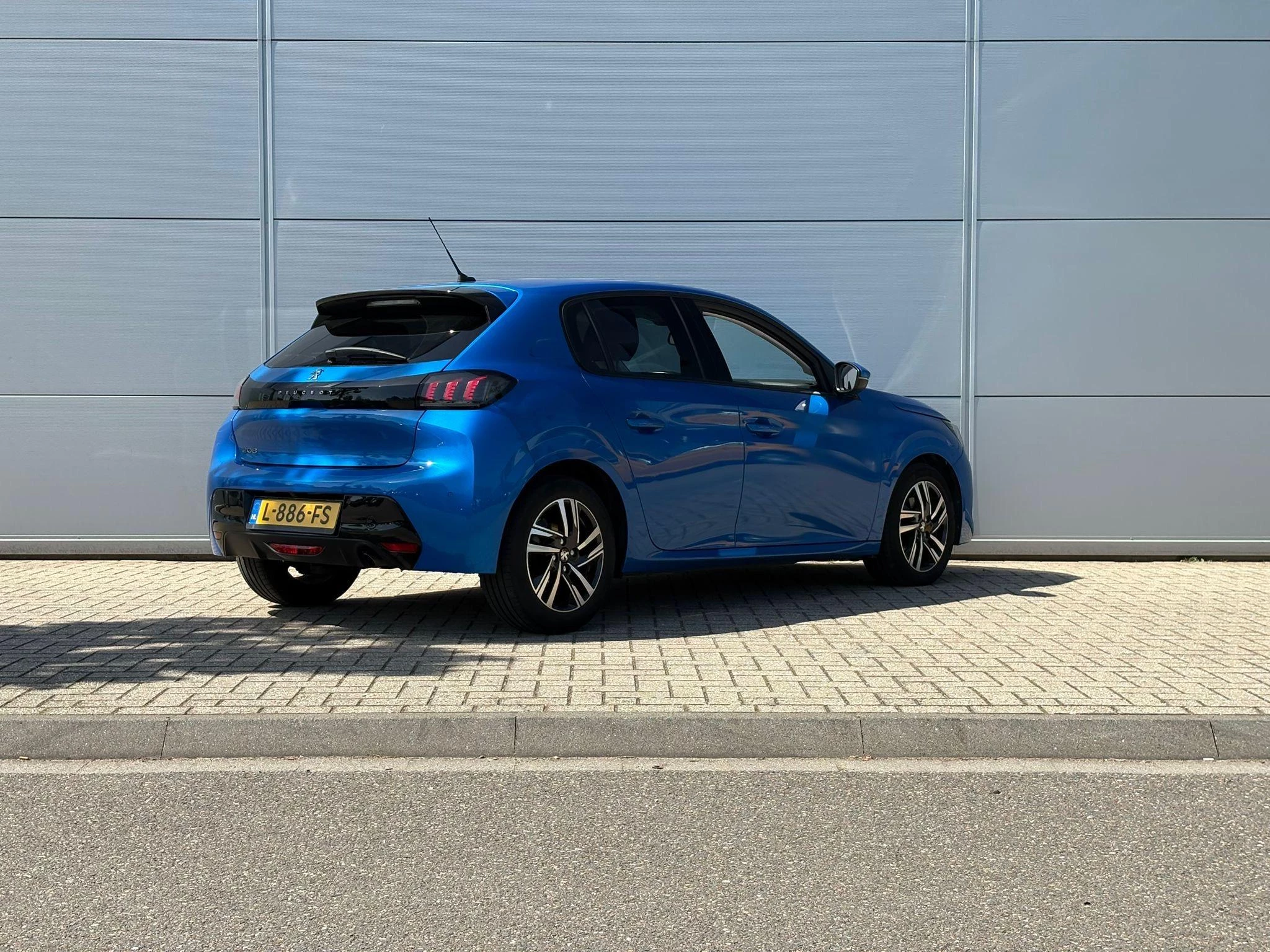 Peugeot 208 1.2 PureTech 100 Allure
