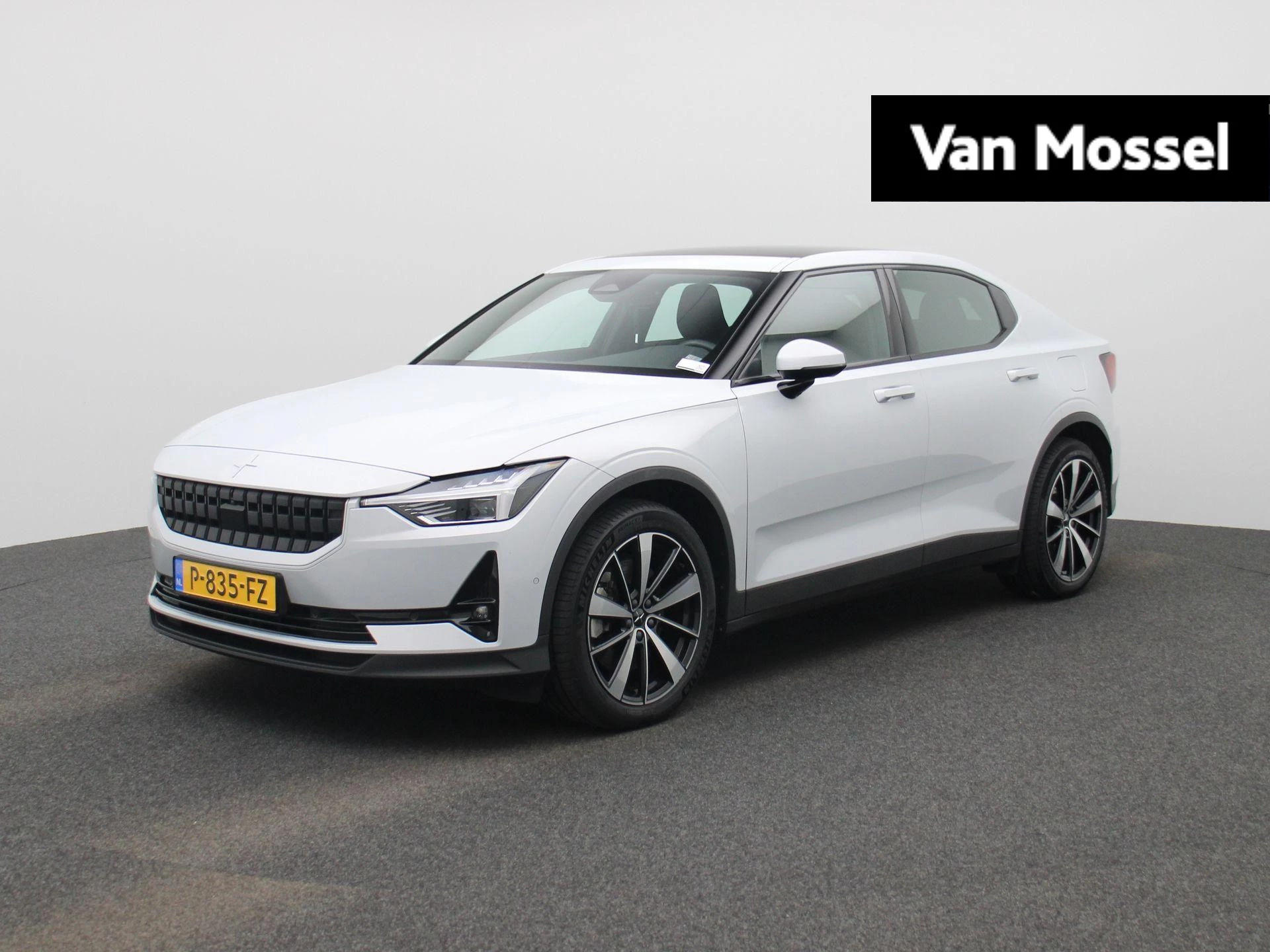 Polestar-2-image-0