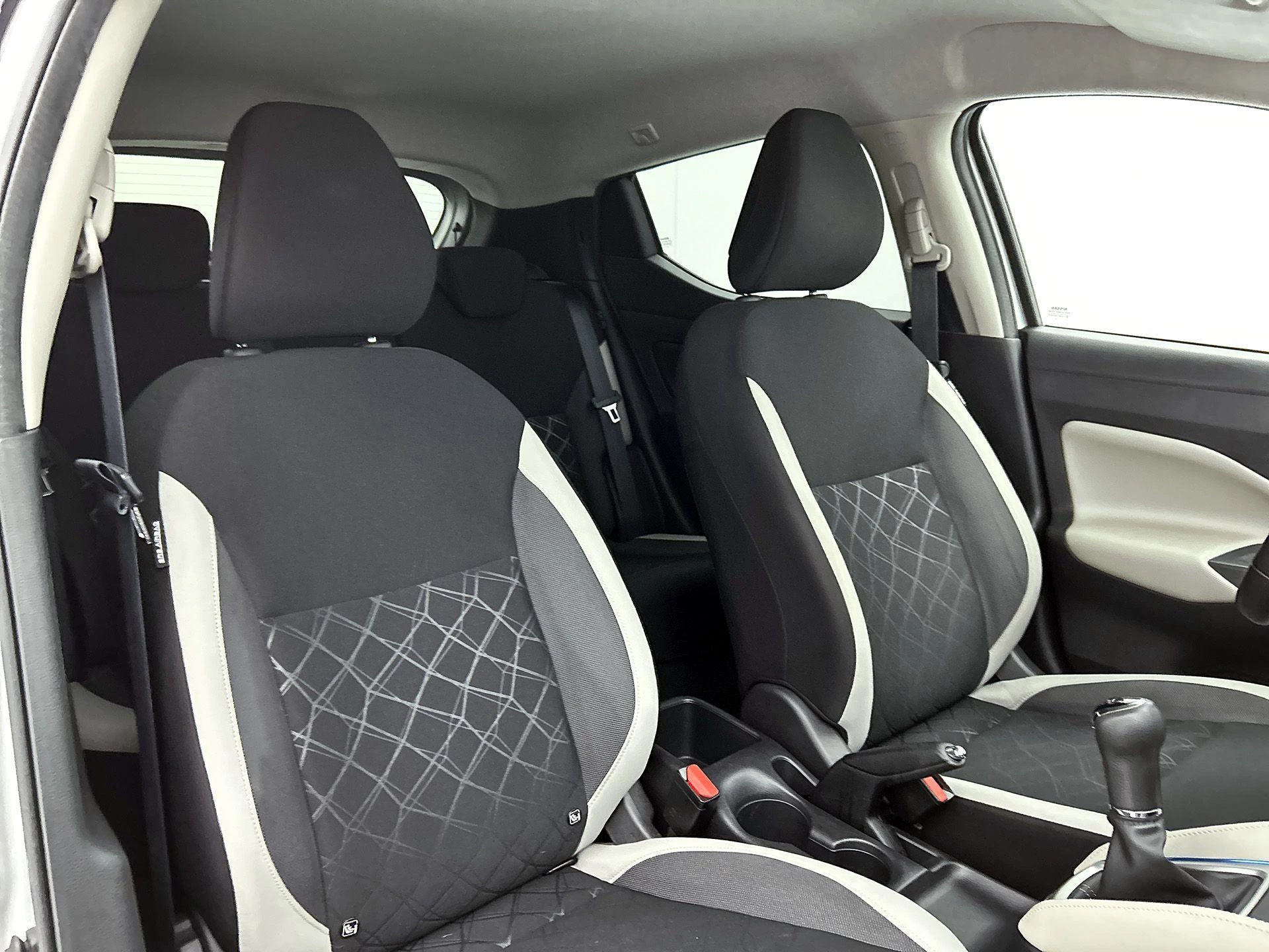 Nissan Micra 0.9 IG-T N-Connecta